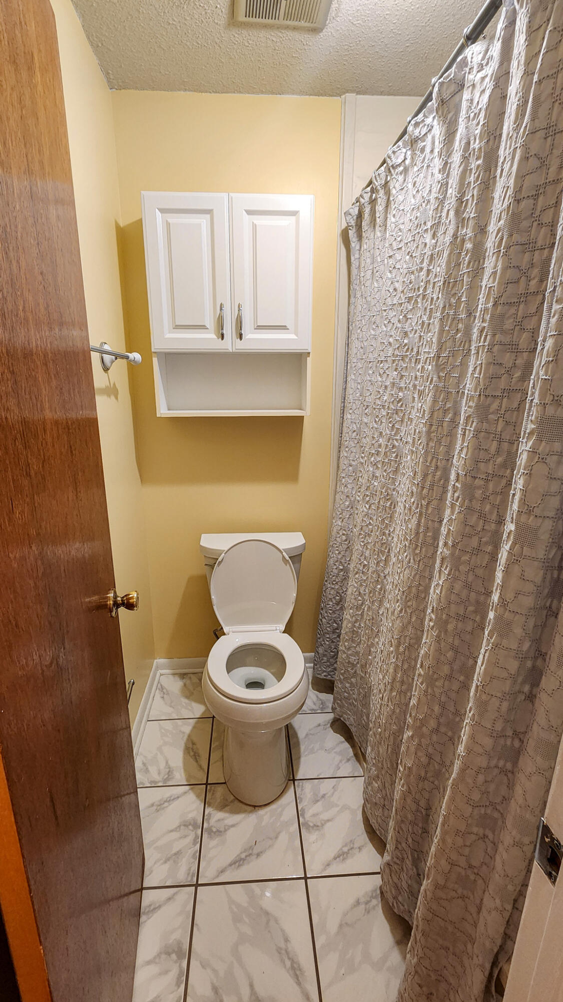 CHEROKEE WOODS - Residential