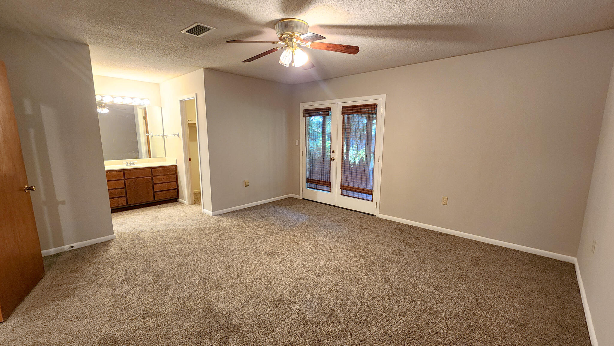 CHEROKEE WOODS - Residential