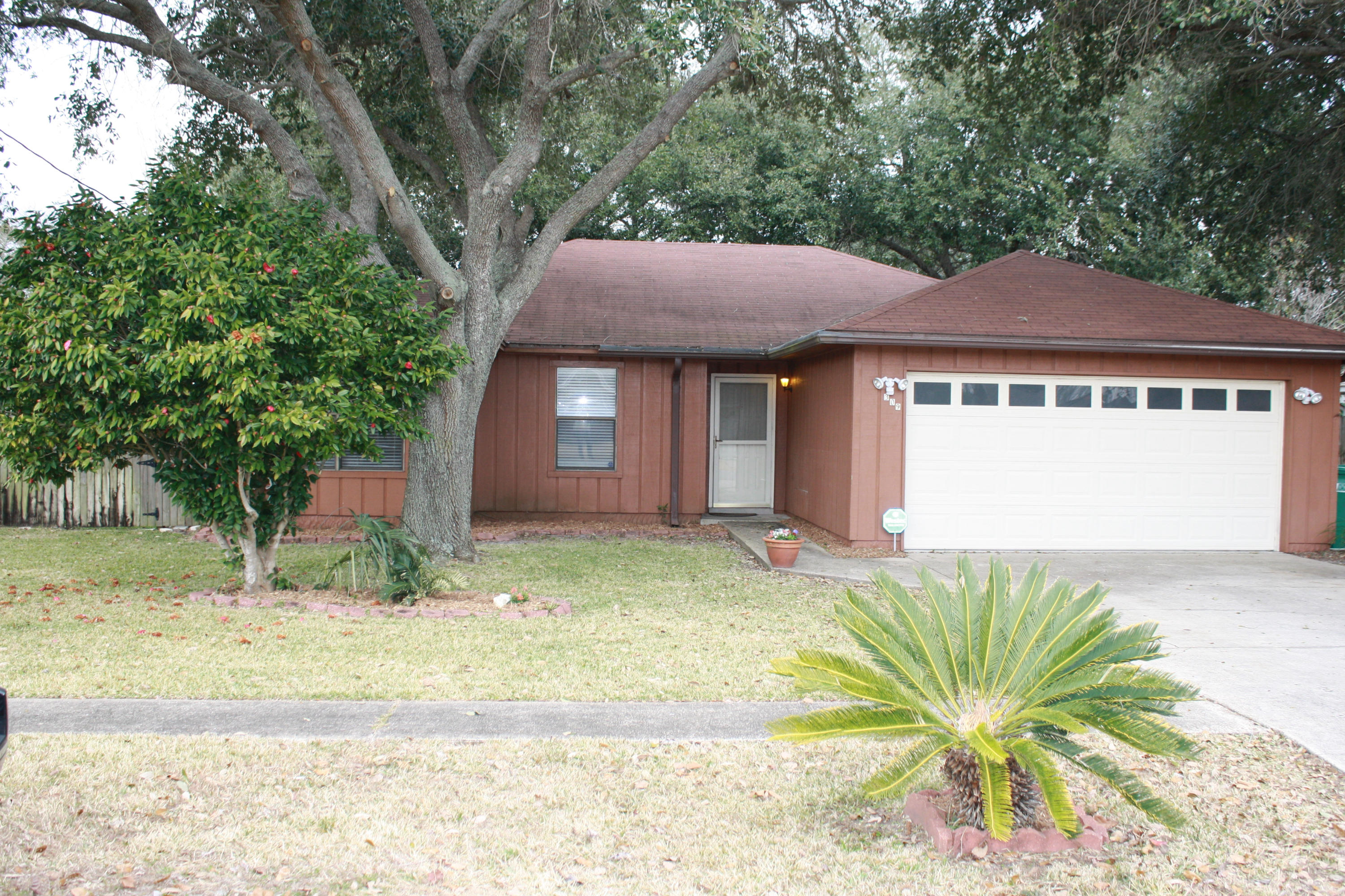 GULF MANOR 1ST ADDN - Residential