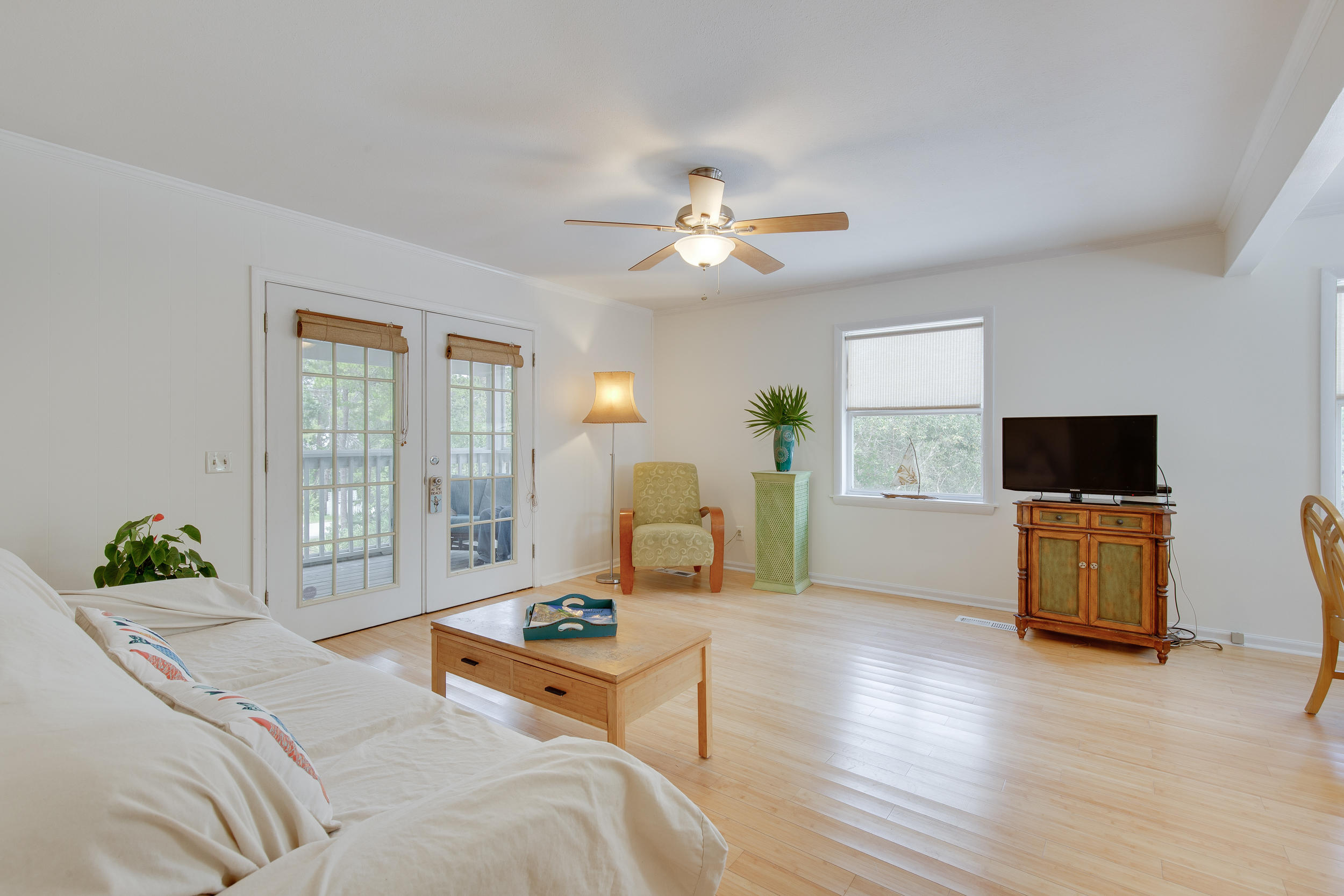 GULF HILLS ESTATES UNREC - Residential