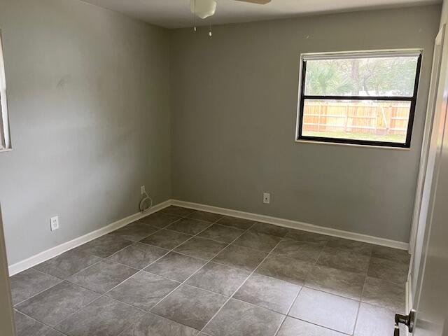 ELLIOTTS POINT 10TH ADDN - Residential Lease