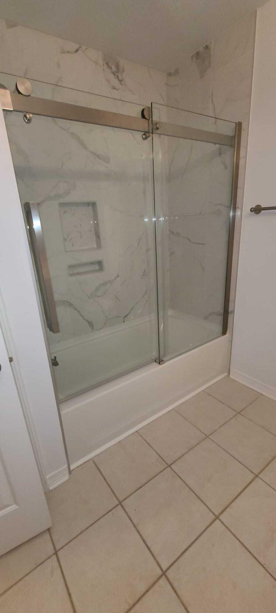 REFLECTIONS AT BLUEWATER BAY T/H - Residential Lease