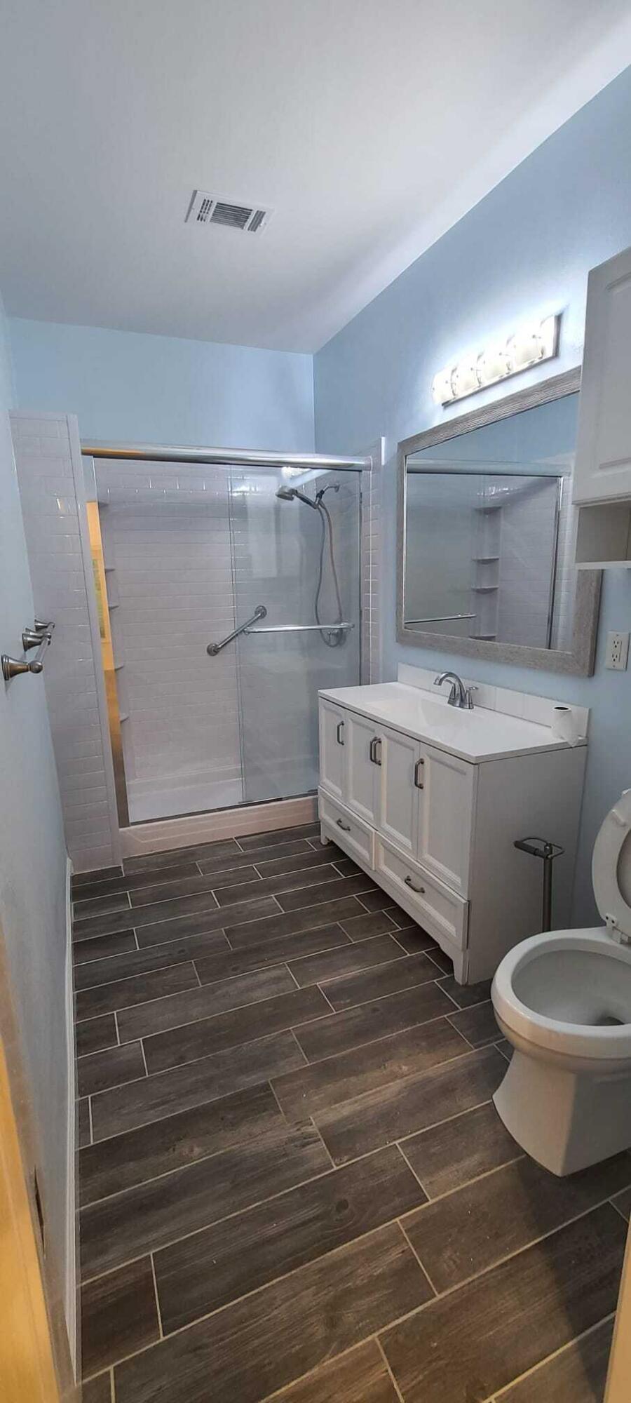 REFLECTIONS AT BLUEWATER BAY T/H - Residential Lease
