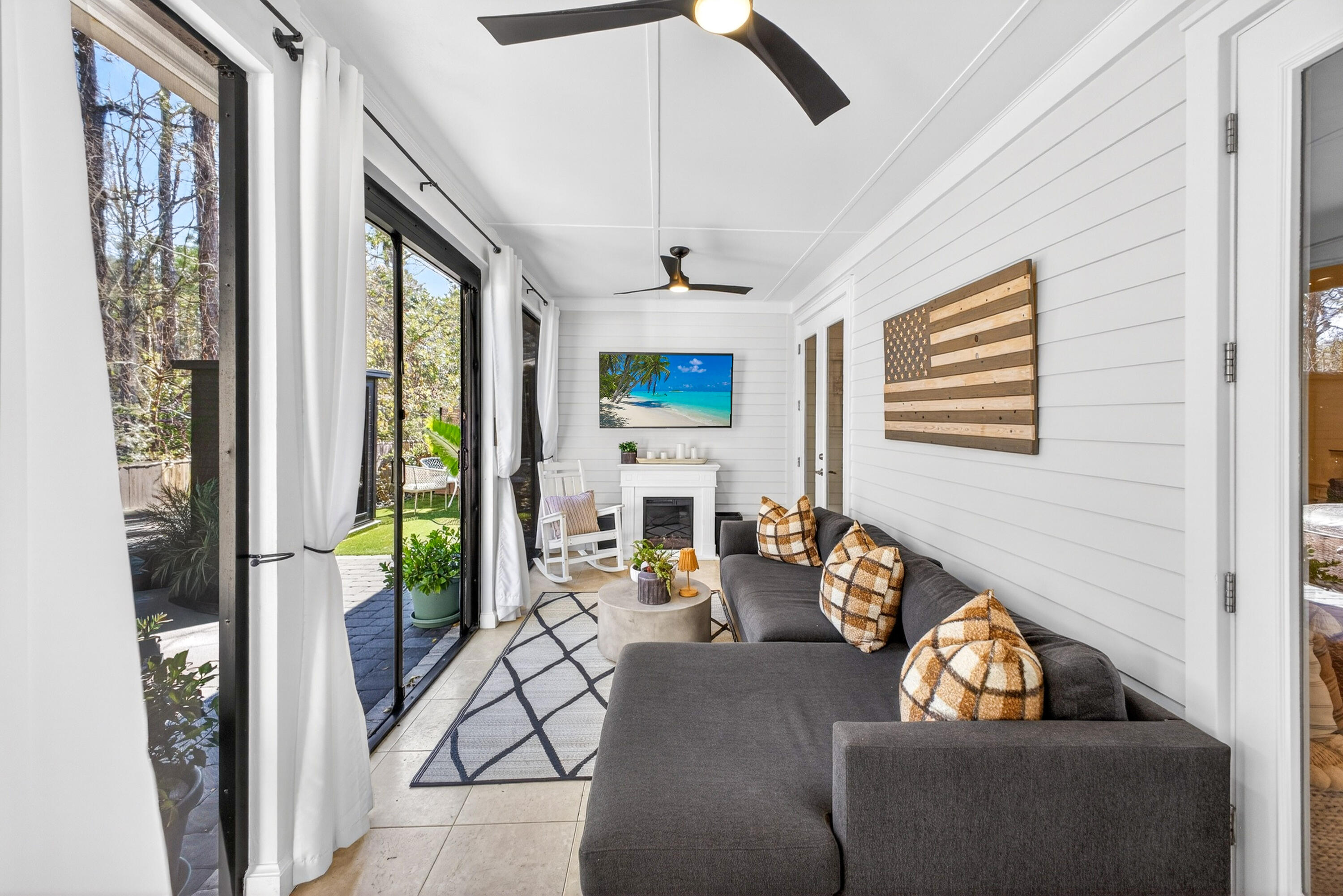 CRYSTAL LAKE AT SANDESTIN - Residential