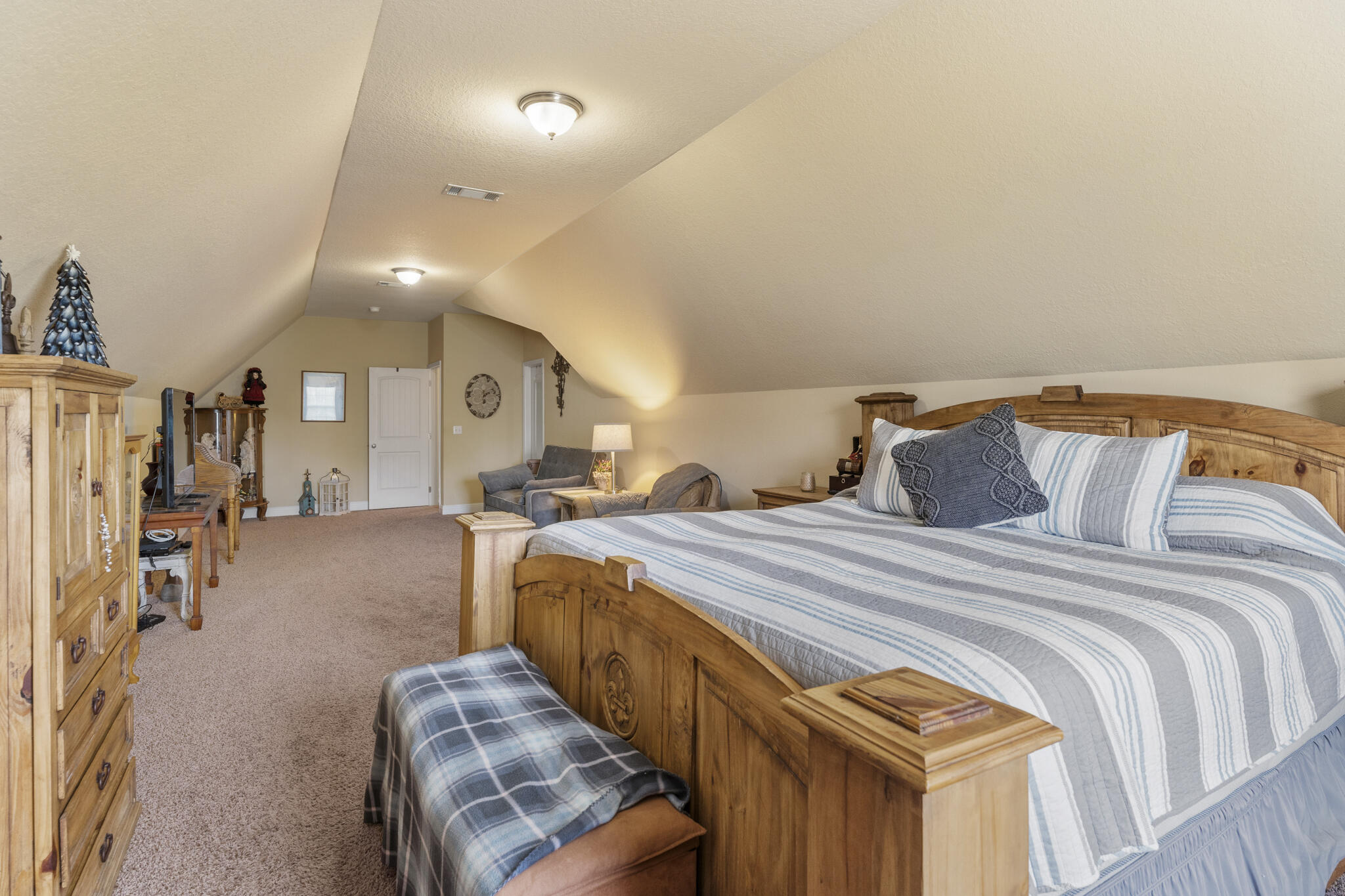 SUMMERSET ESTATES - Residential