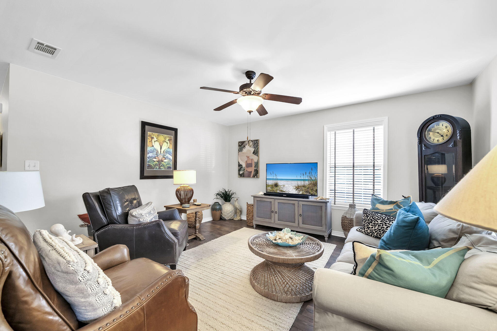 BAYOU FARMS - Residential