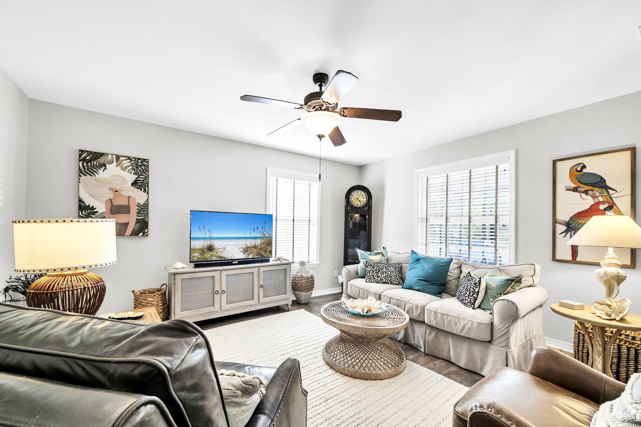 BAYOU FARMS - Residential