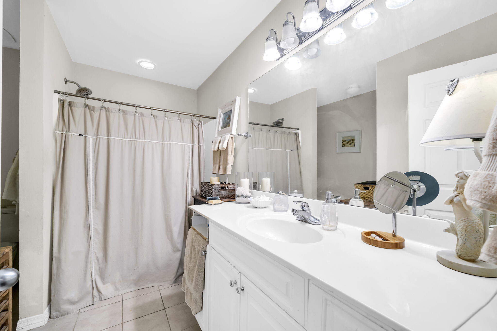 BAYOU FARMS - Residential