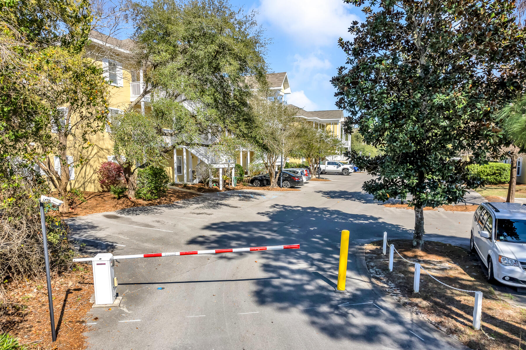 HERON'S WATCH CONDOPH V - Residential Lease