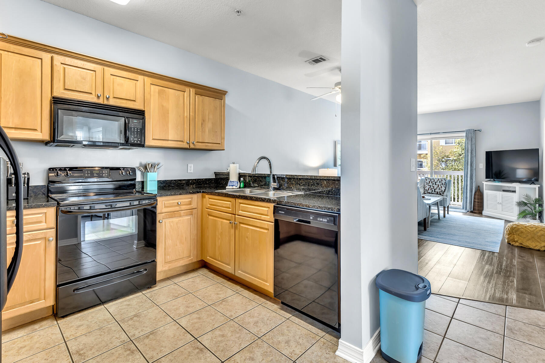 HERON'S WATCH CONDOPH V - Residential Lease