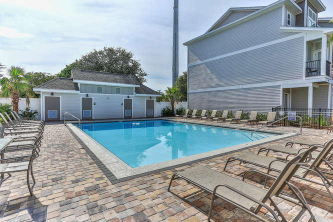 DRIFTWOOD DRIVE TOWNHOMES - Residential