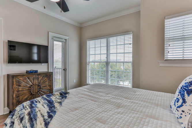 DRIFTWOOD DRIVE TOWNHOMES - Residential