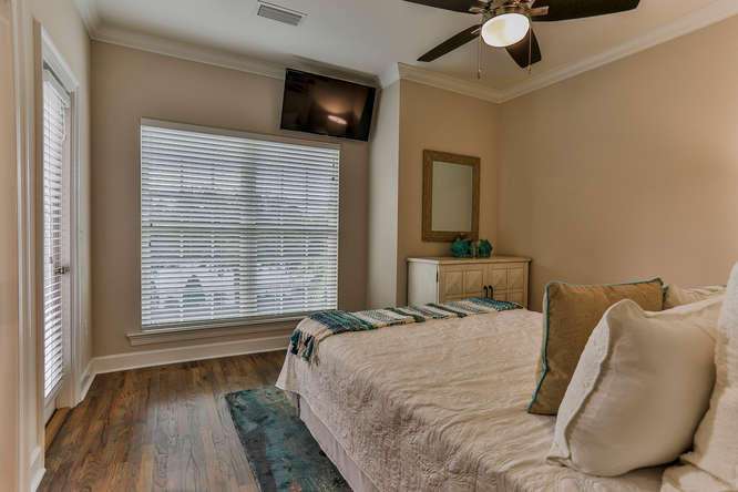 DRIFTWOOD DRIVE TOWNHOMES - Residential