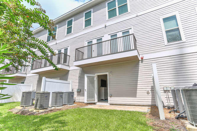 DRIFTWOOD DRIVE TOWNHOMES - Residential