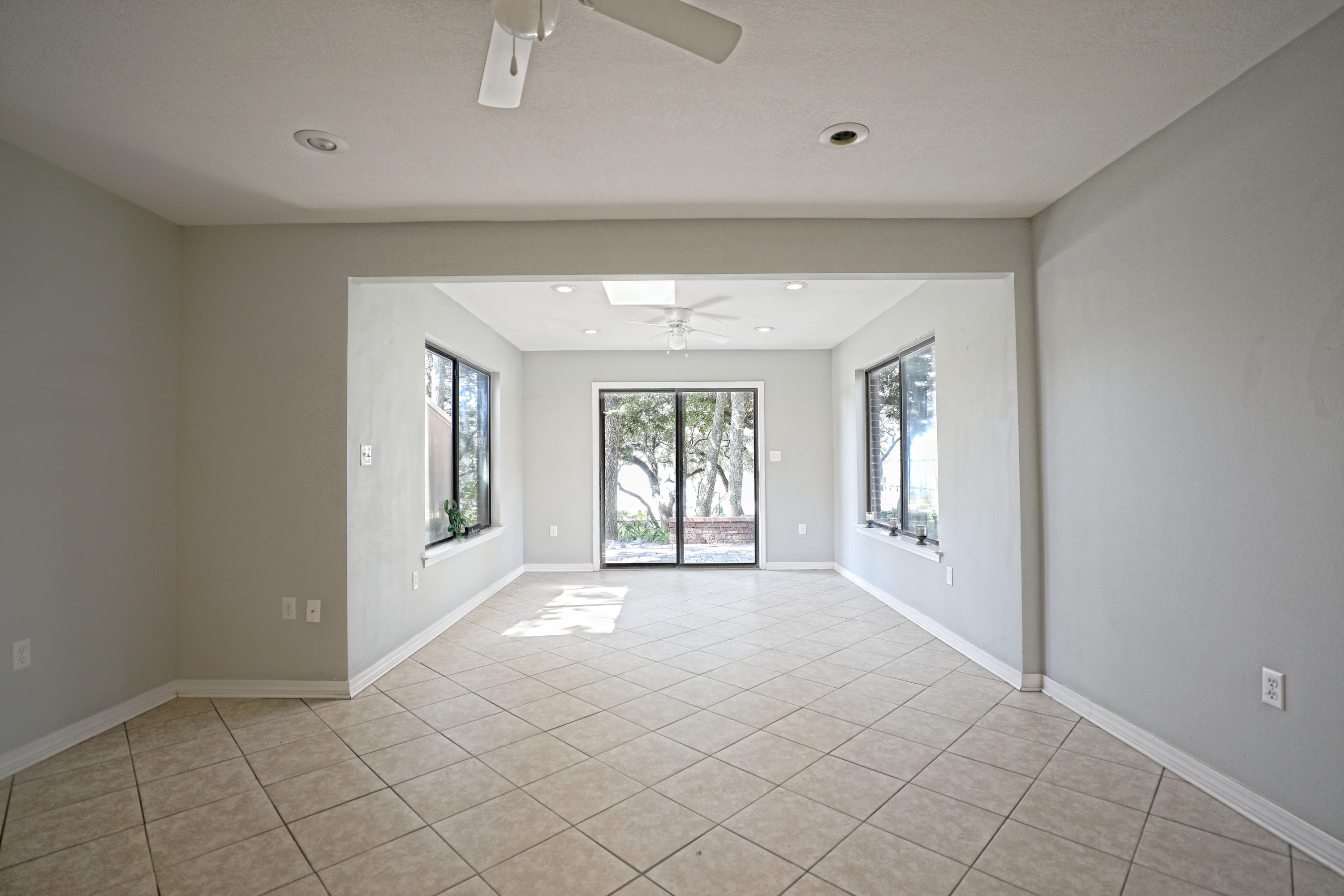 LAKE PIPPIN - Residential