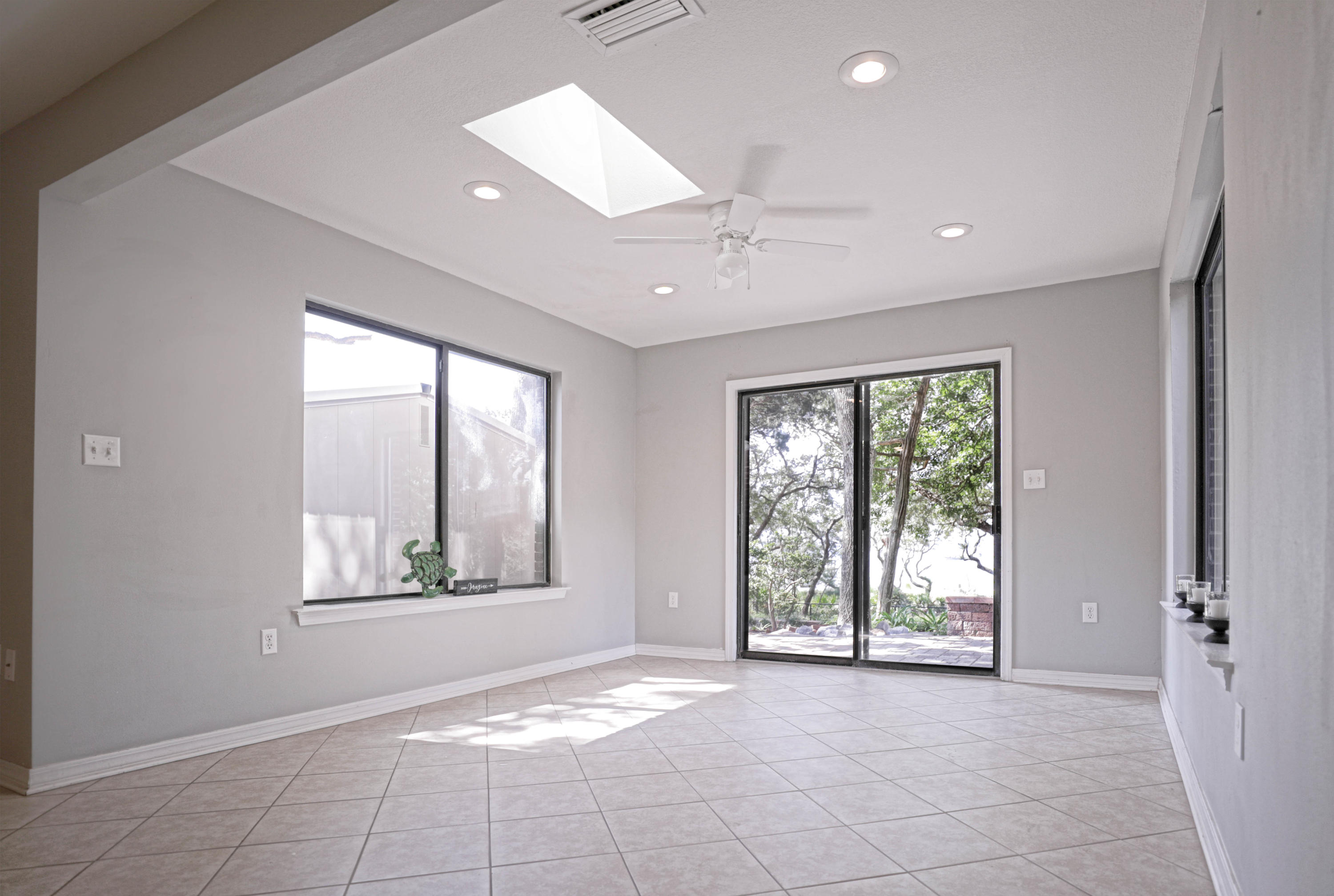 LAKE PIPPIN - Residential