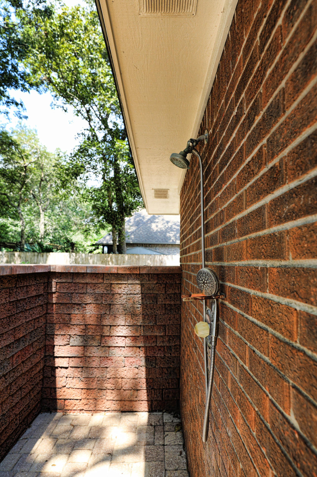 LAKE PIPPIN - Residential