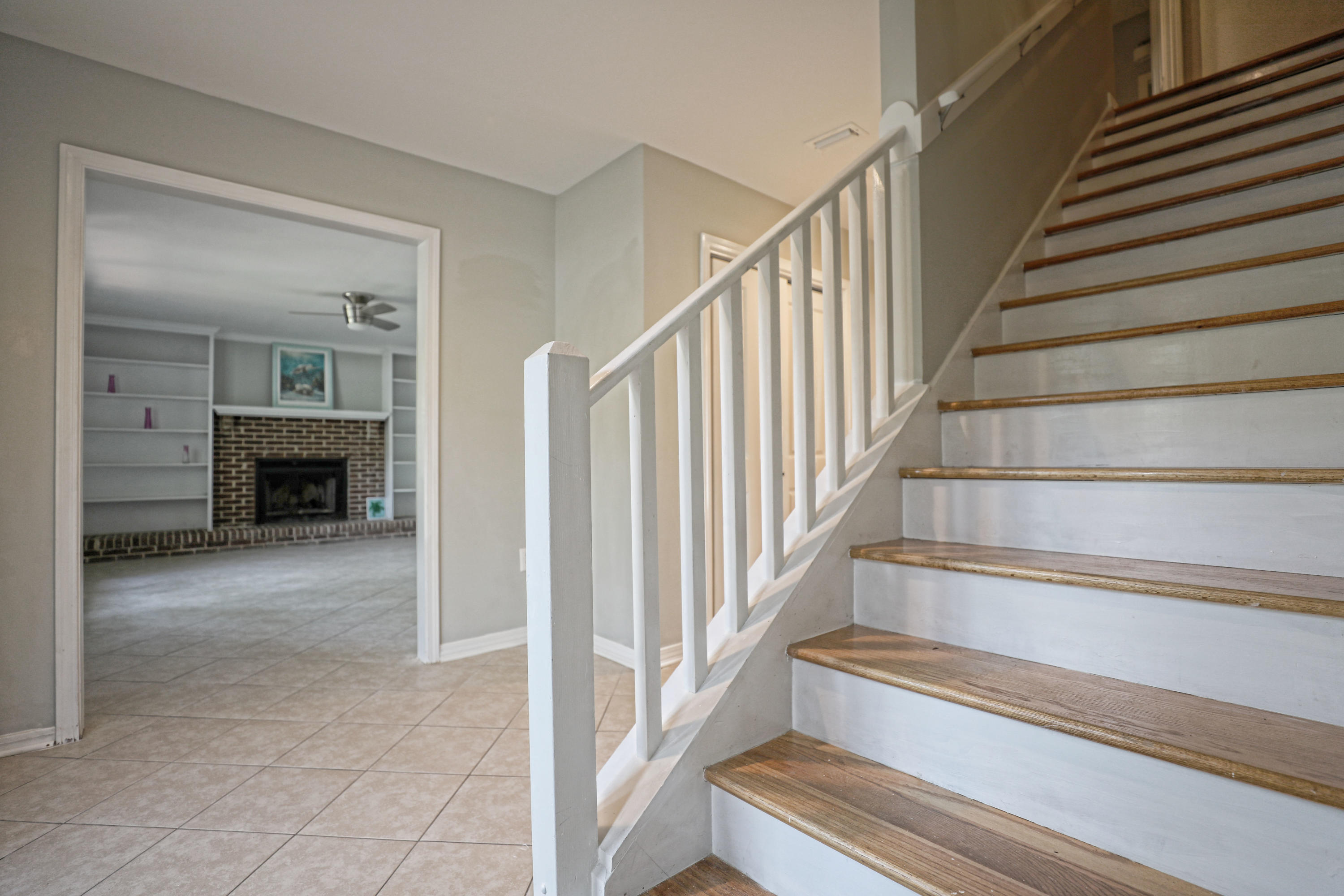 LAKE PIPPIN - Residential