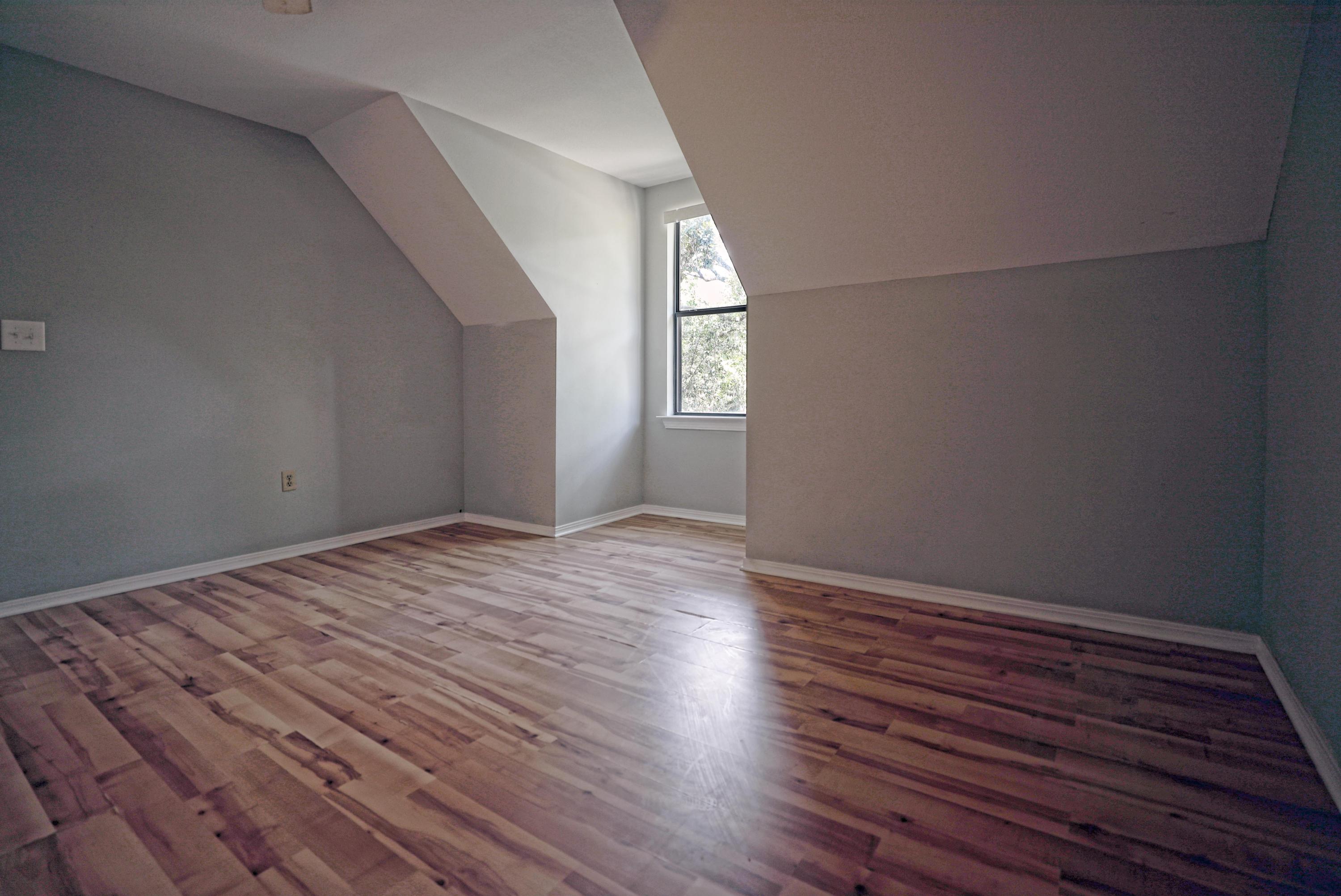 LAKE PIPPIN - Residential