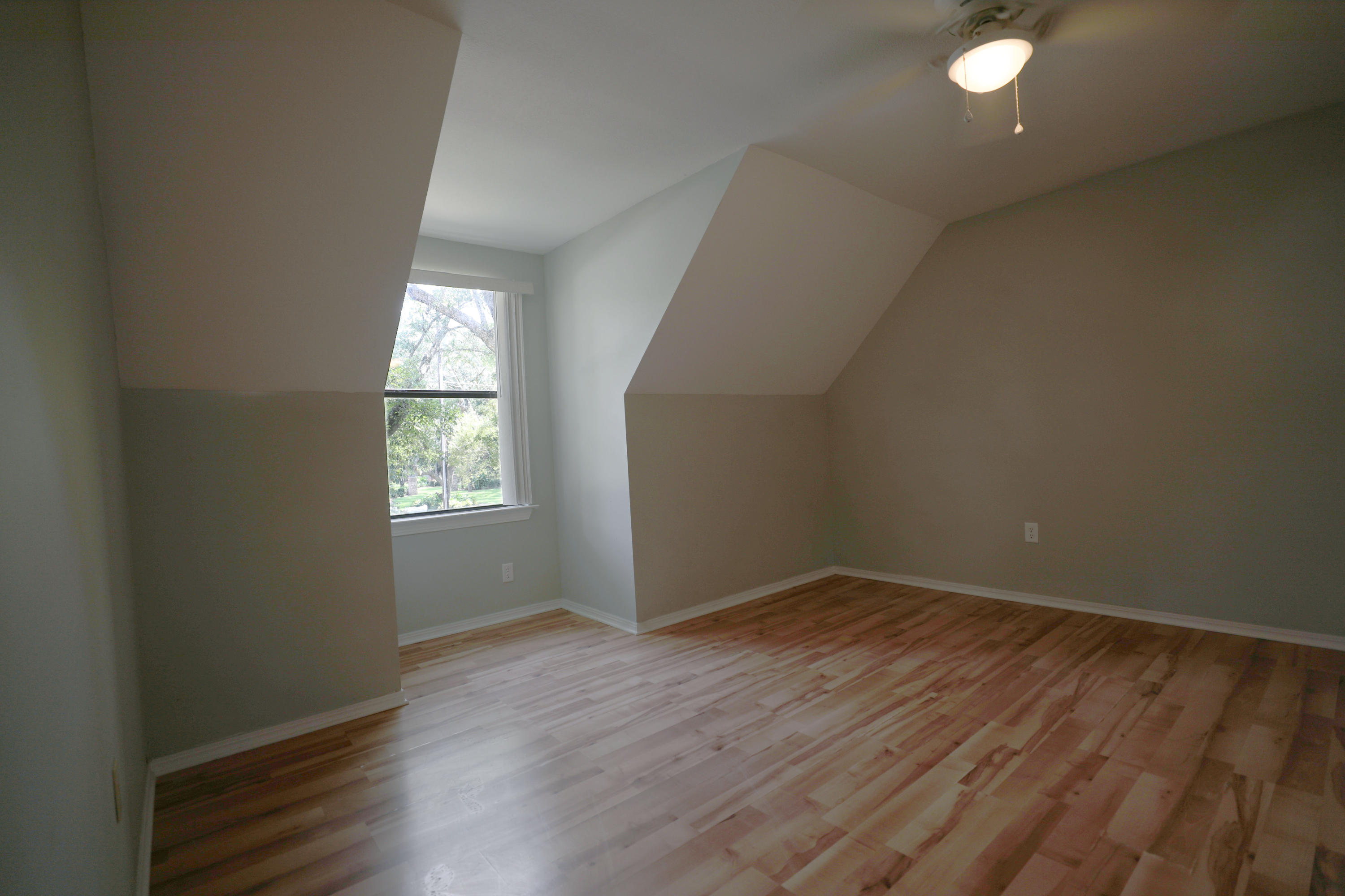 LAKE PIPPIN - Residential