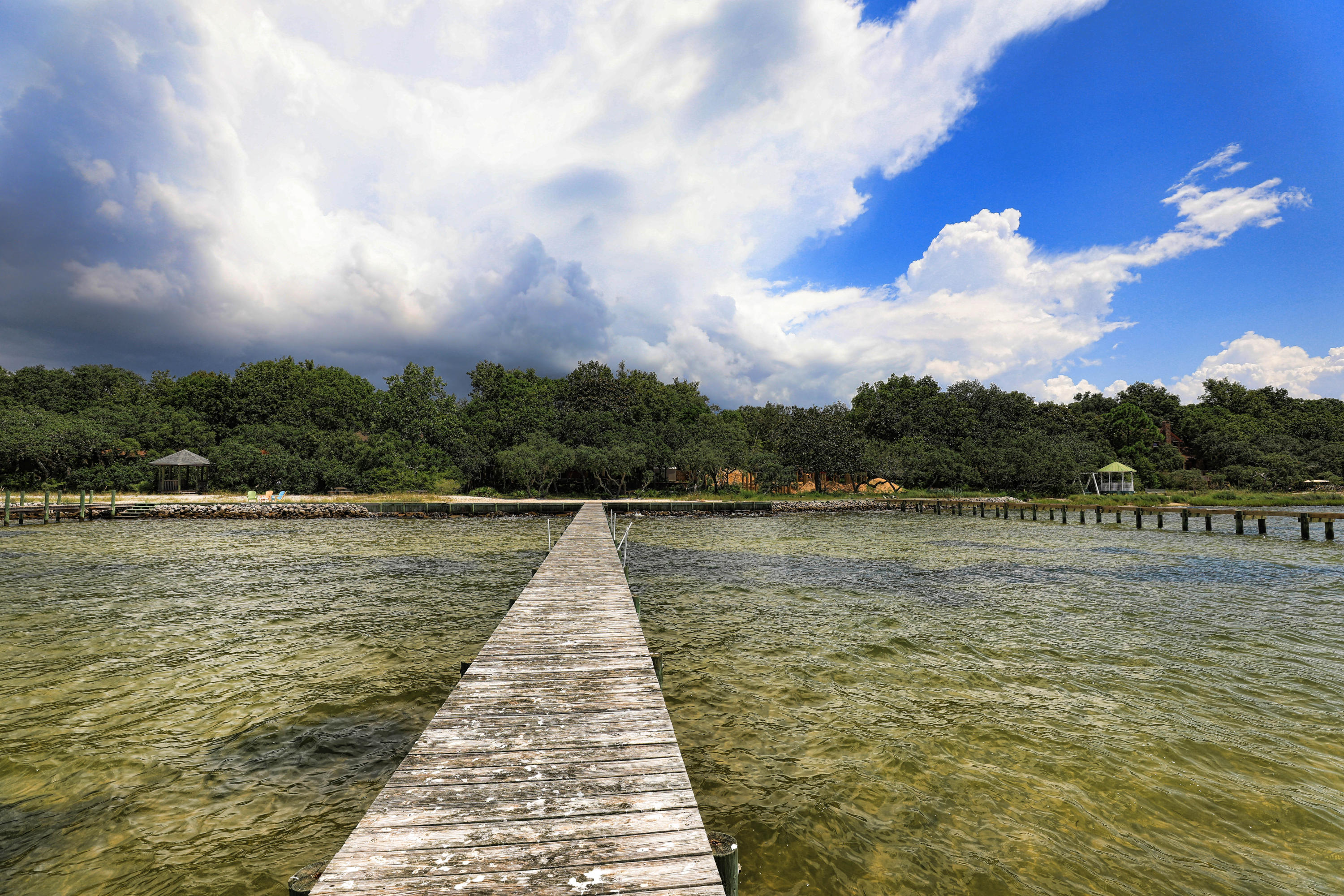 LAKE PIPPIN - Residential