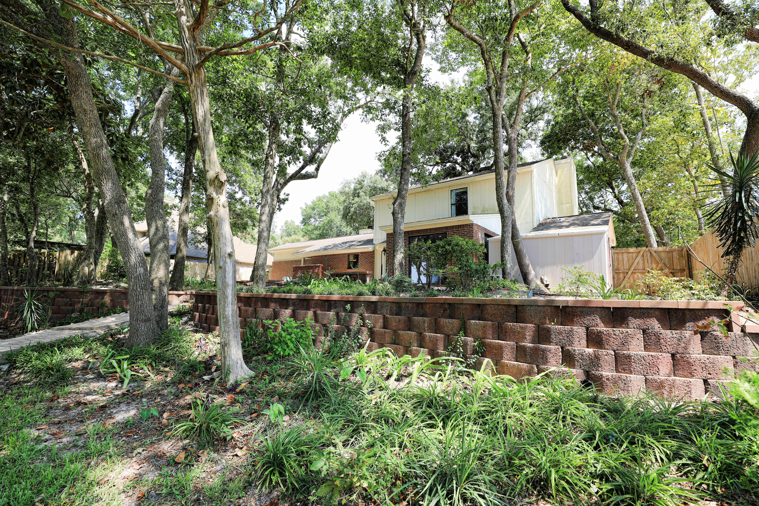 LAKE PIPPIN - Residential