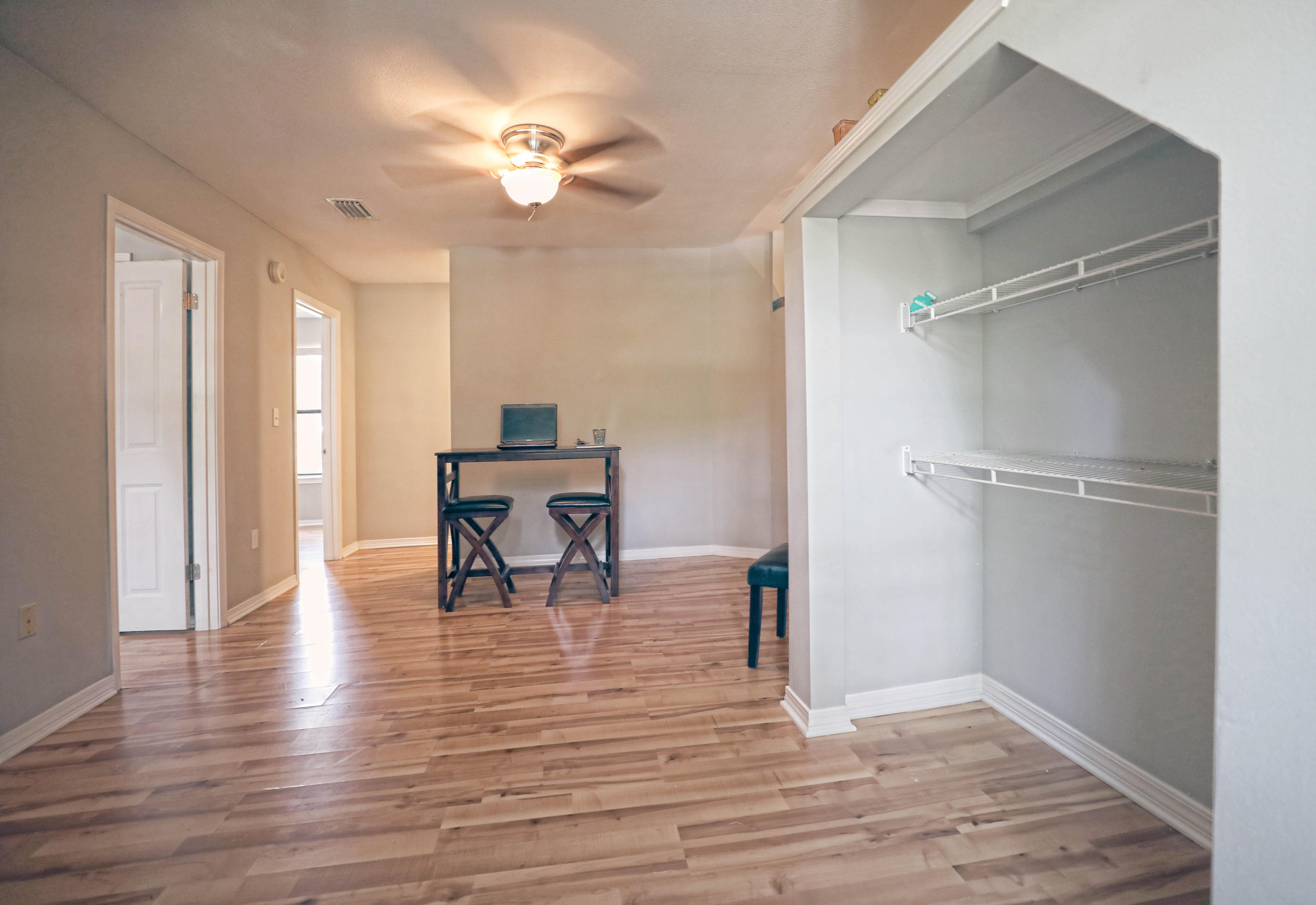 LAKE PIPPIN - Residential