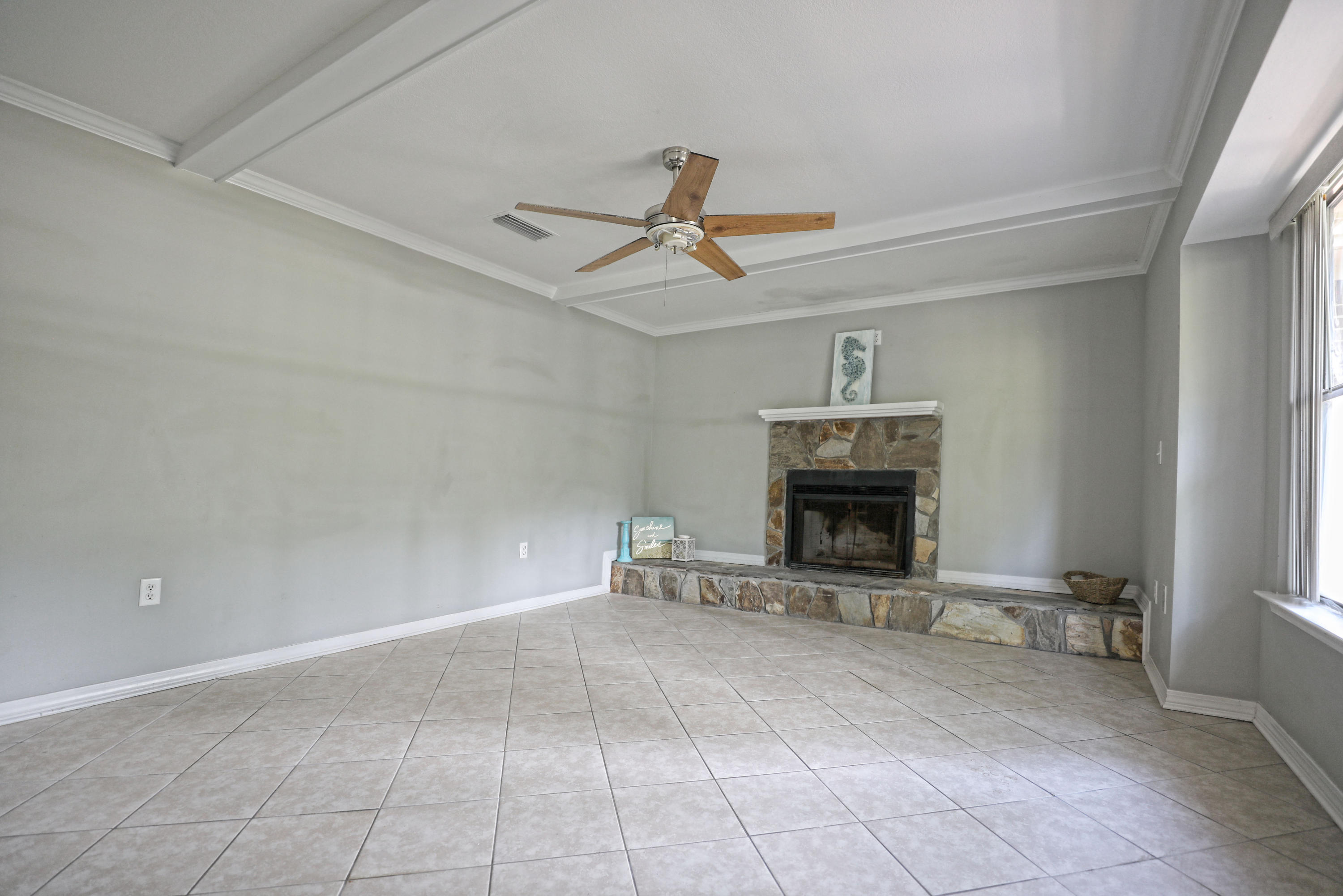 LAKE PIPPIN - Residential