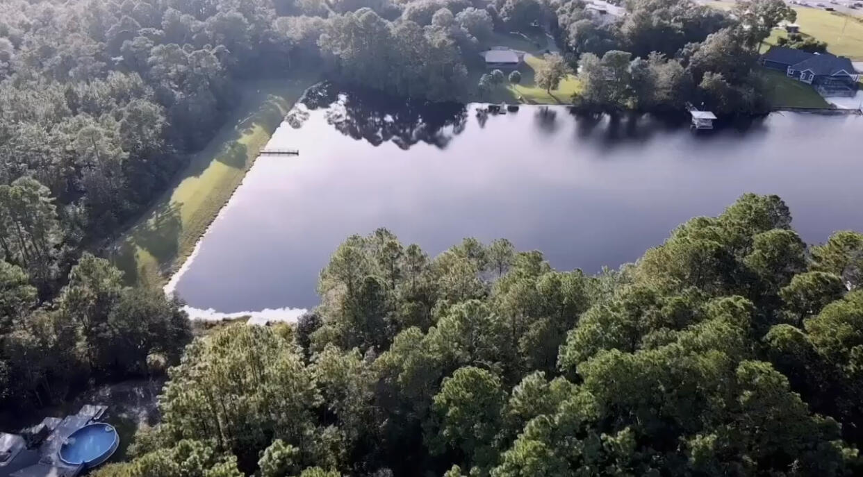 MEADOW LAKE - Land