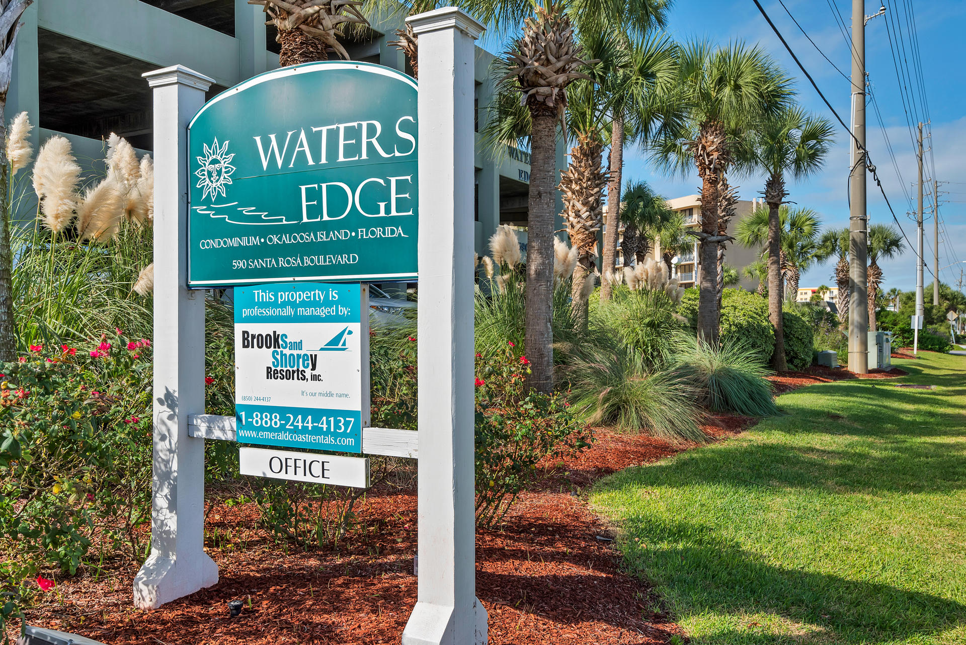WATERS EDGE - Residential