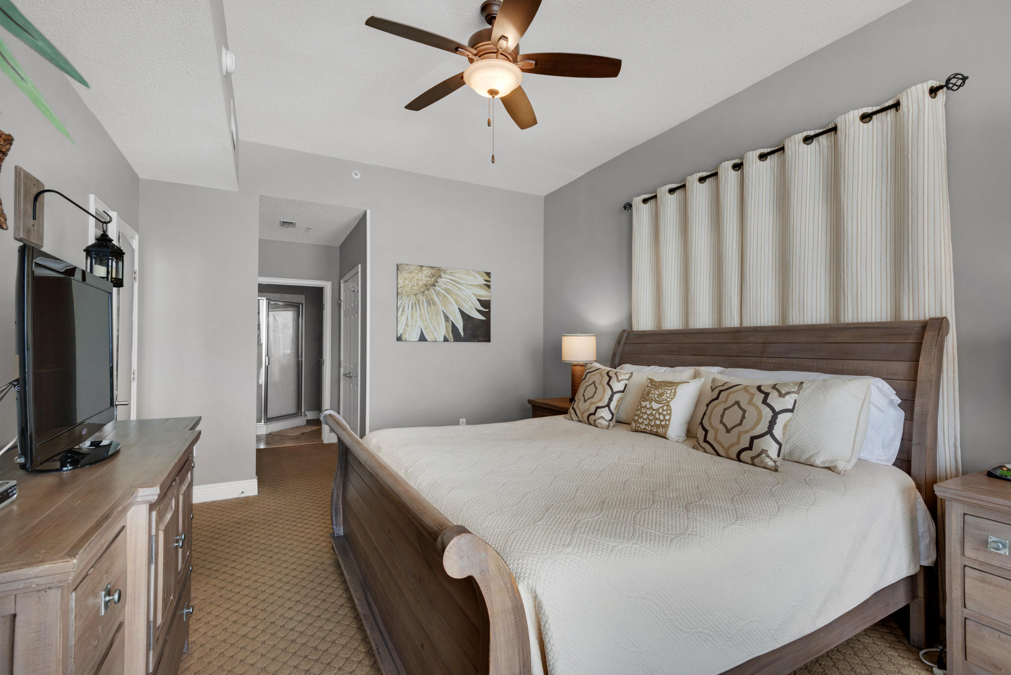 WATERS EDGE - Residential