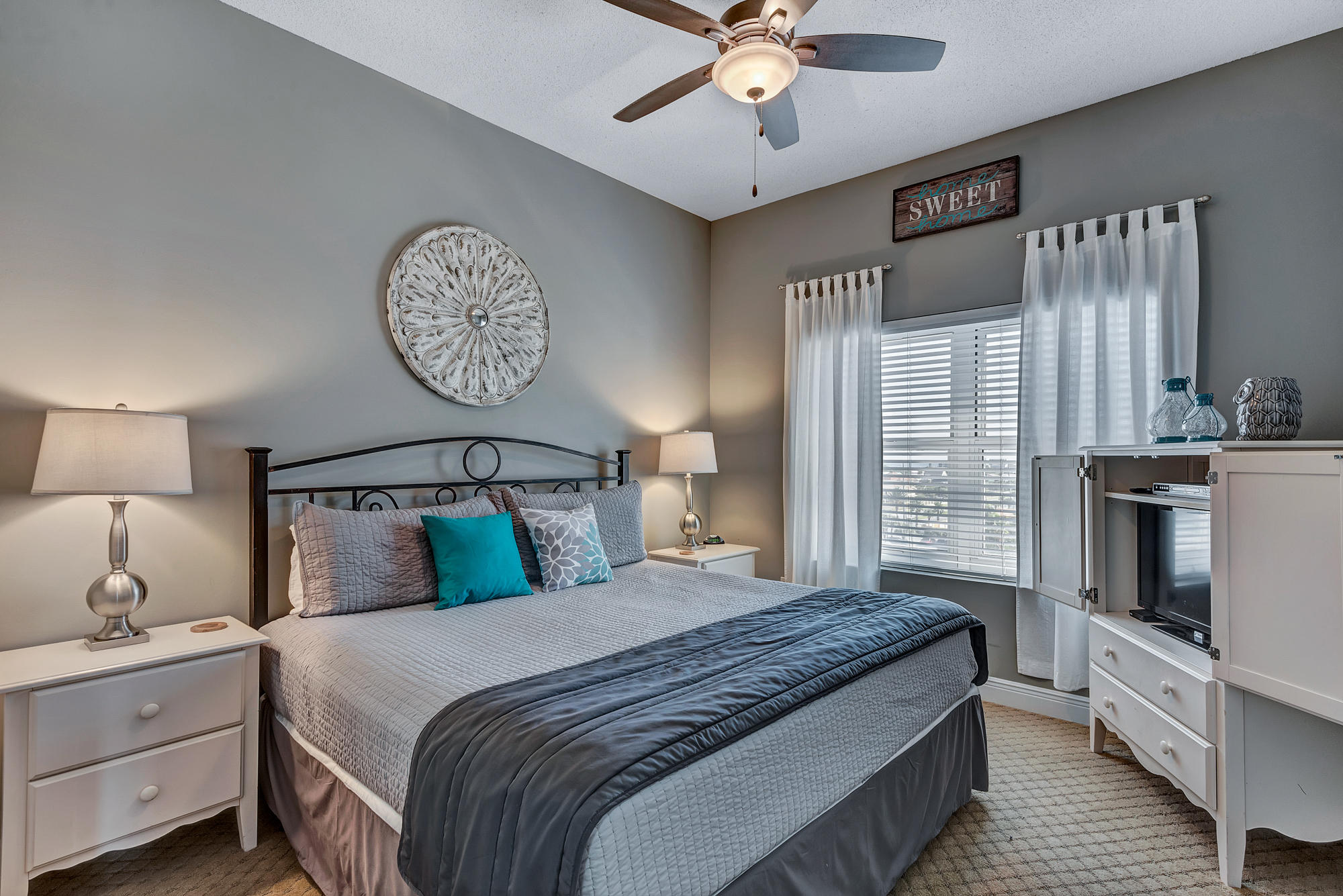 WATERS EDGE - Residential