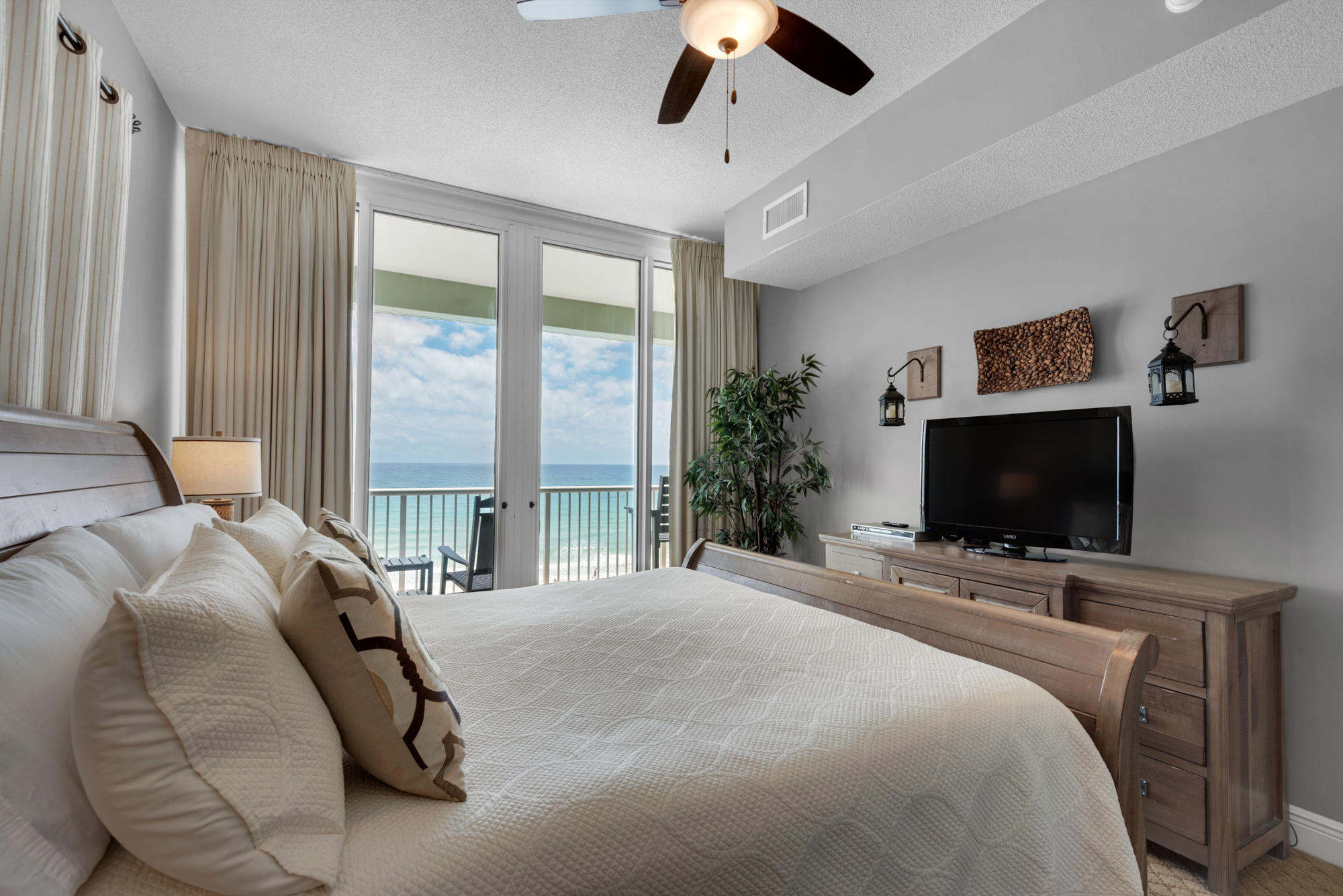 WATERS EDGE - Residential