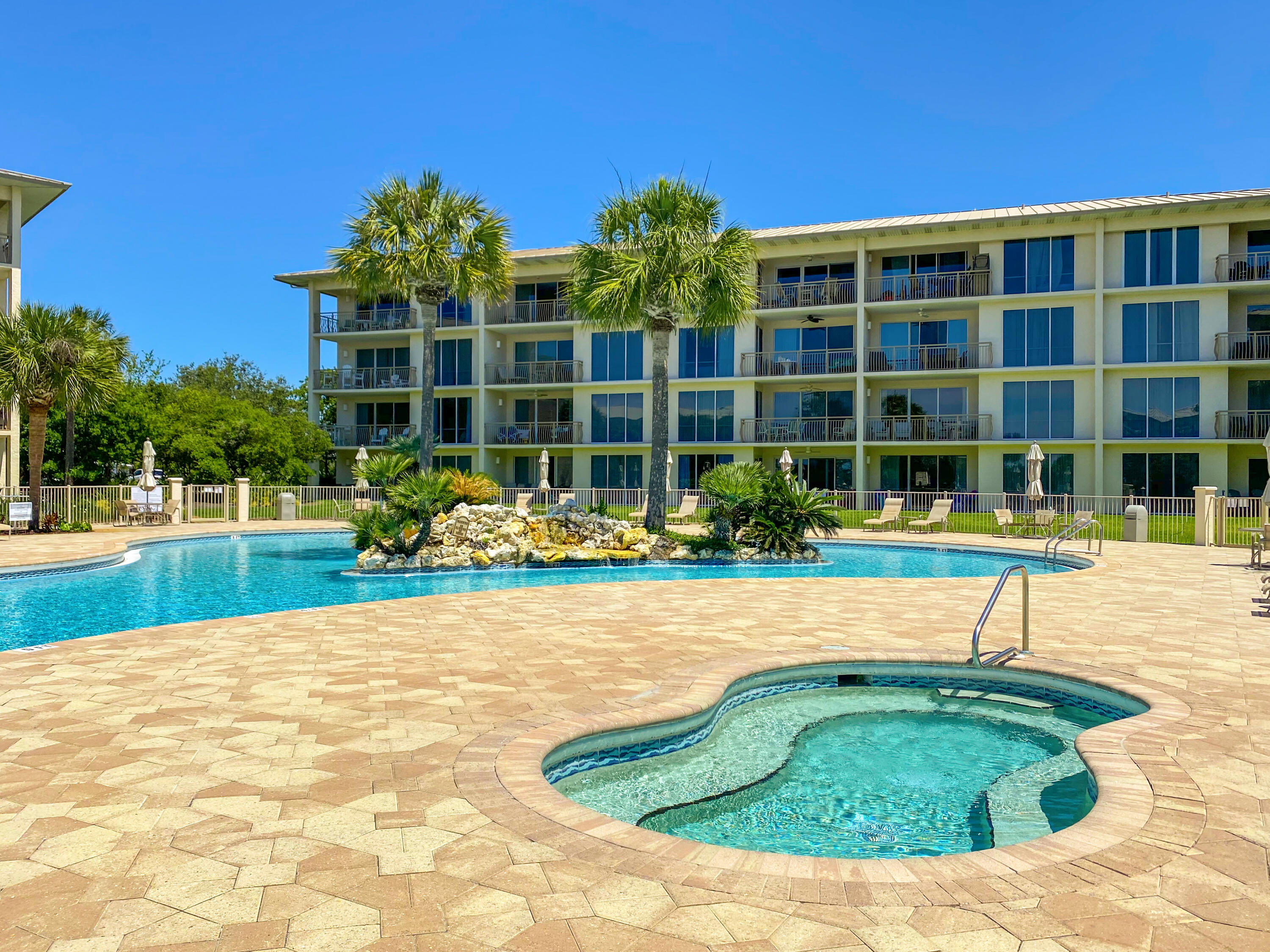 HIGH POINTE RESORT CONDO - Residential
