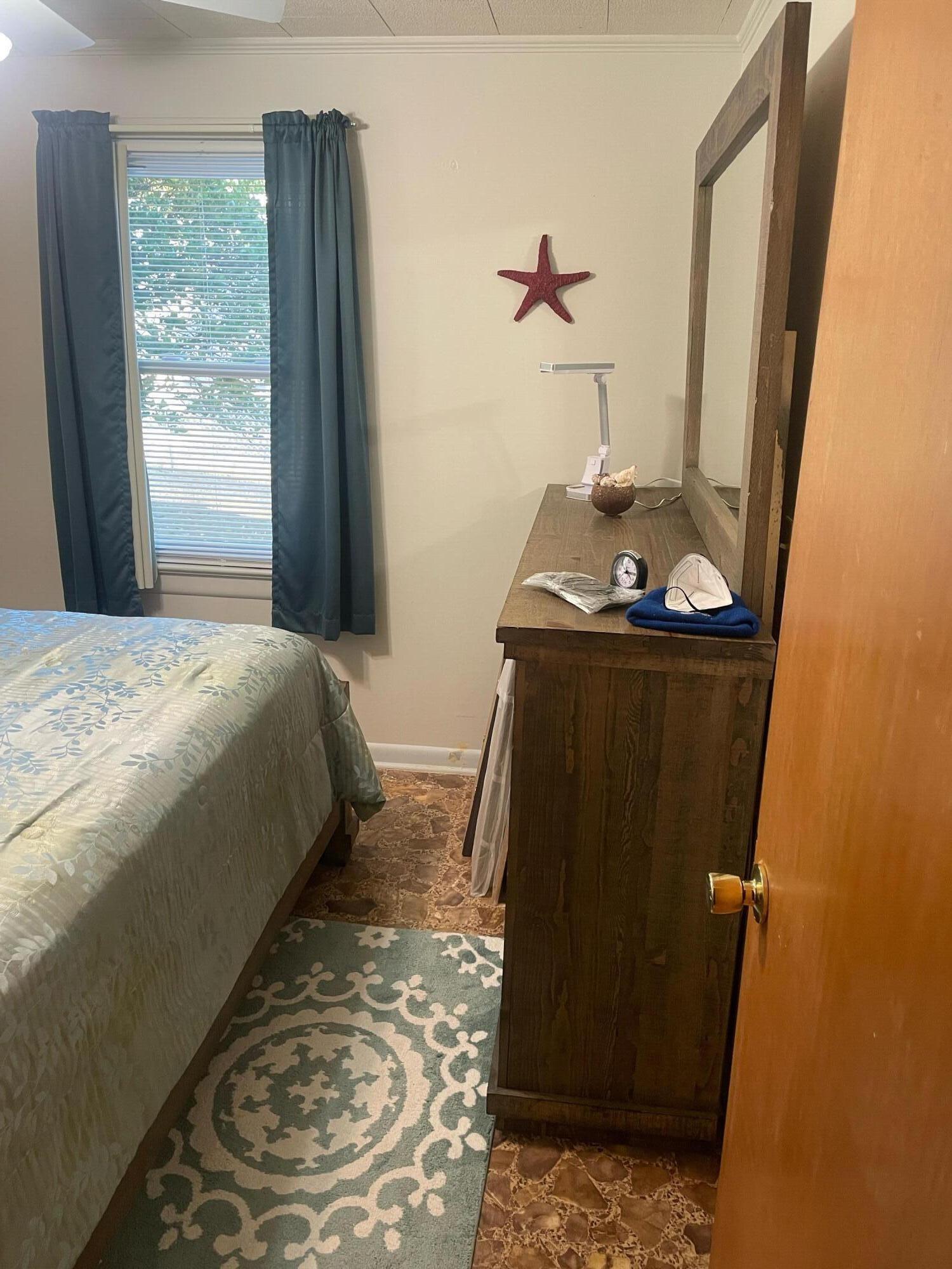 25 - Crestview Area - Residential