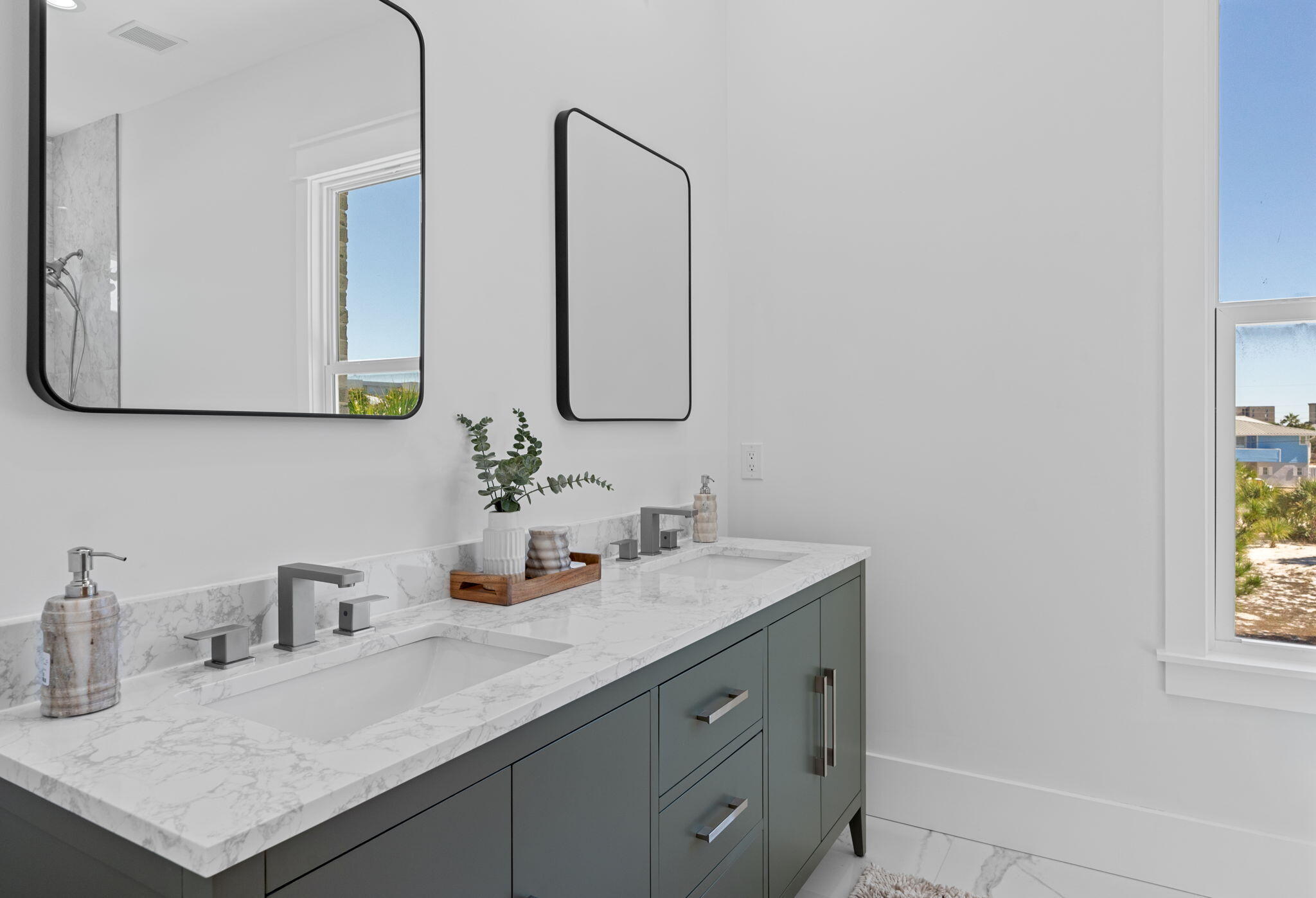 SANTA ROSA ISLAND - Residential