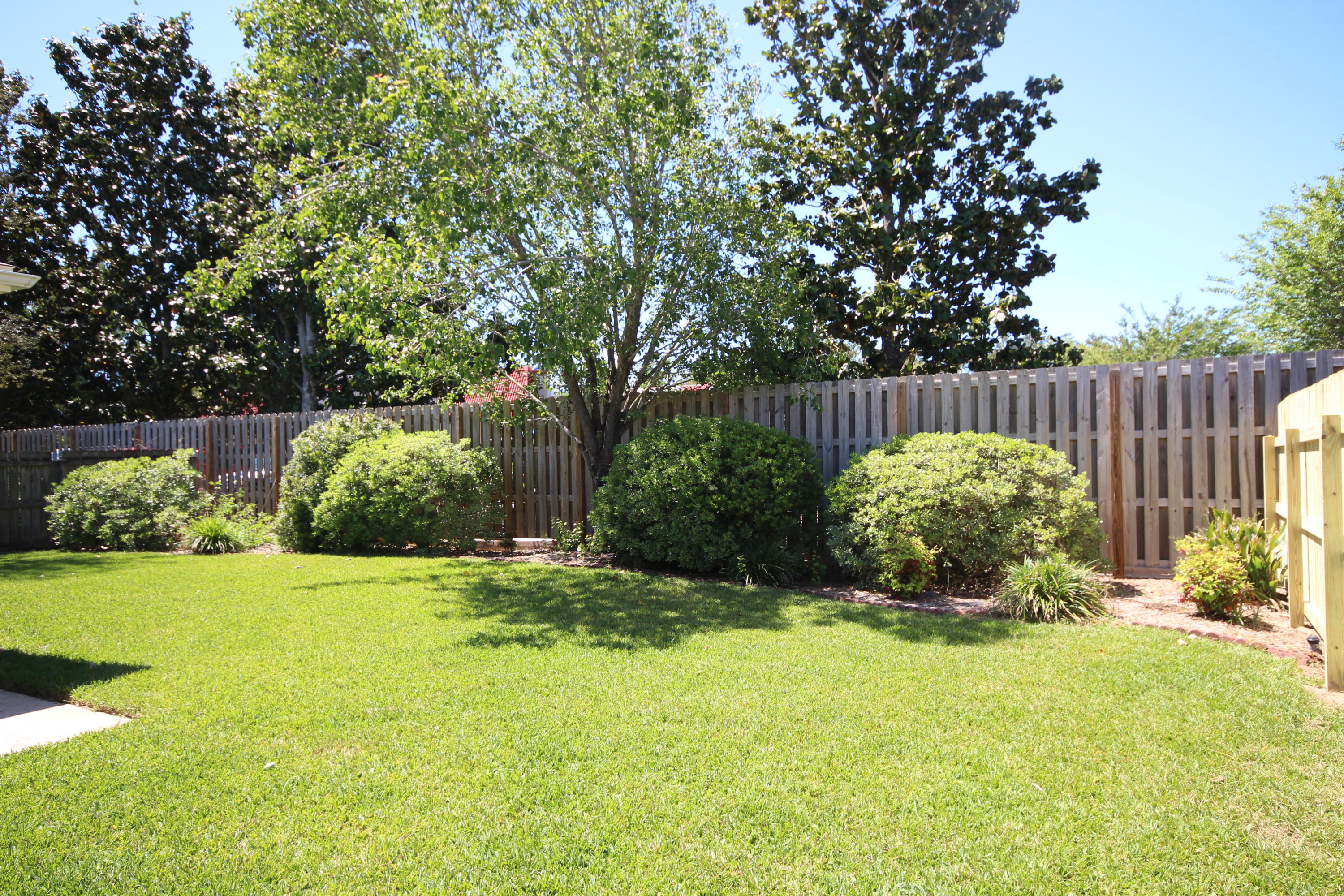 CROSSINGS AT BLUEWATER BAY - Residential