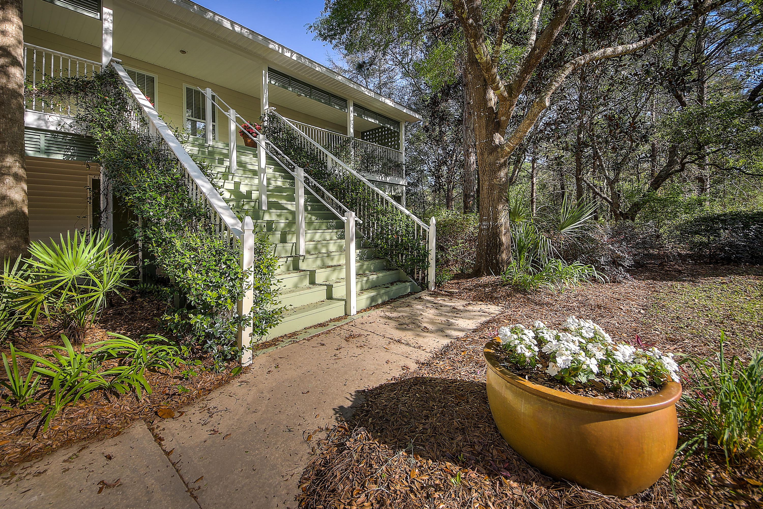 DAUGHETTES AMENDED - Residential