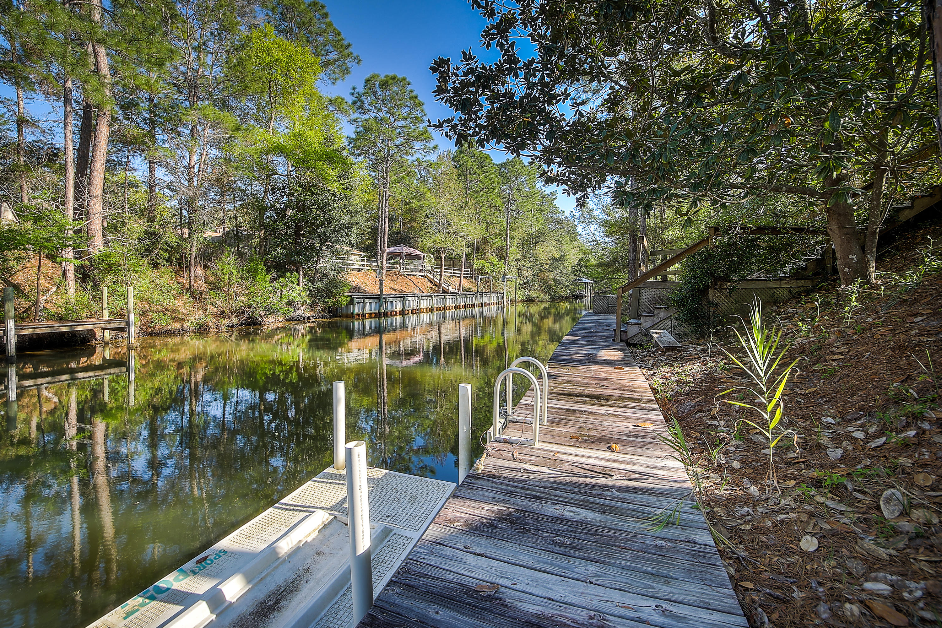 DAUGHETTES AMENDED - Residential