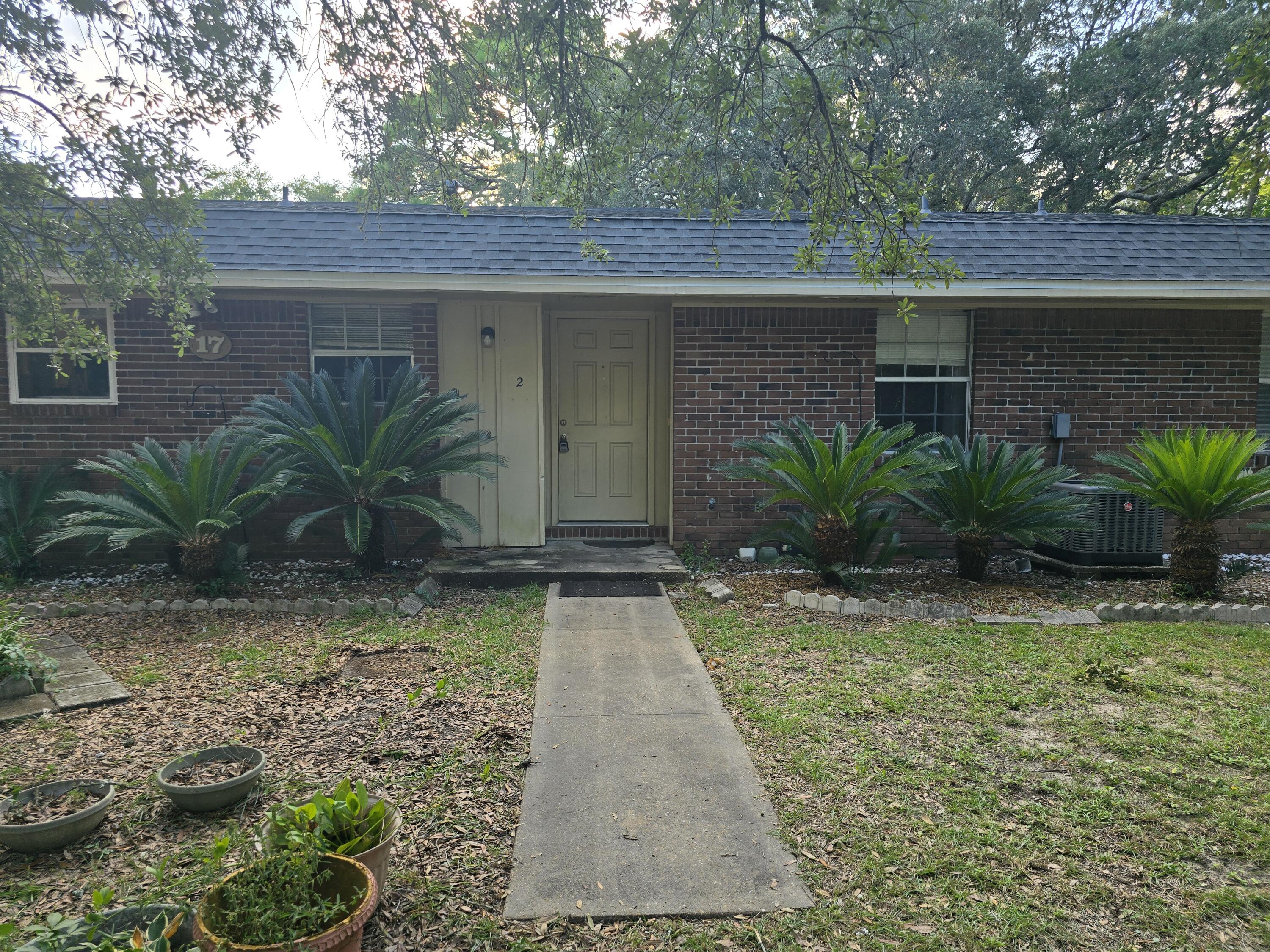 PORT DIXIE - Residential Lease
