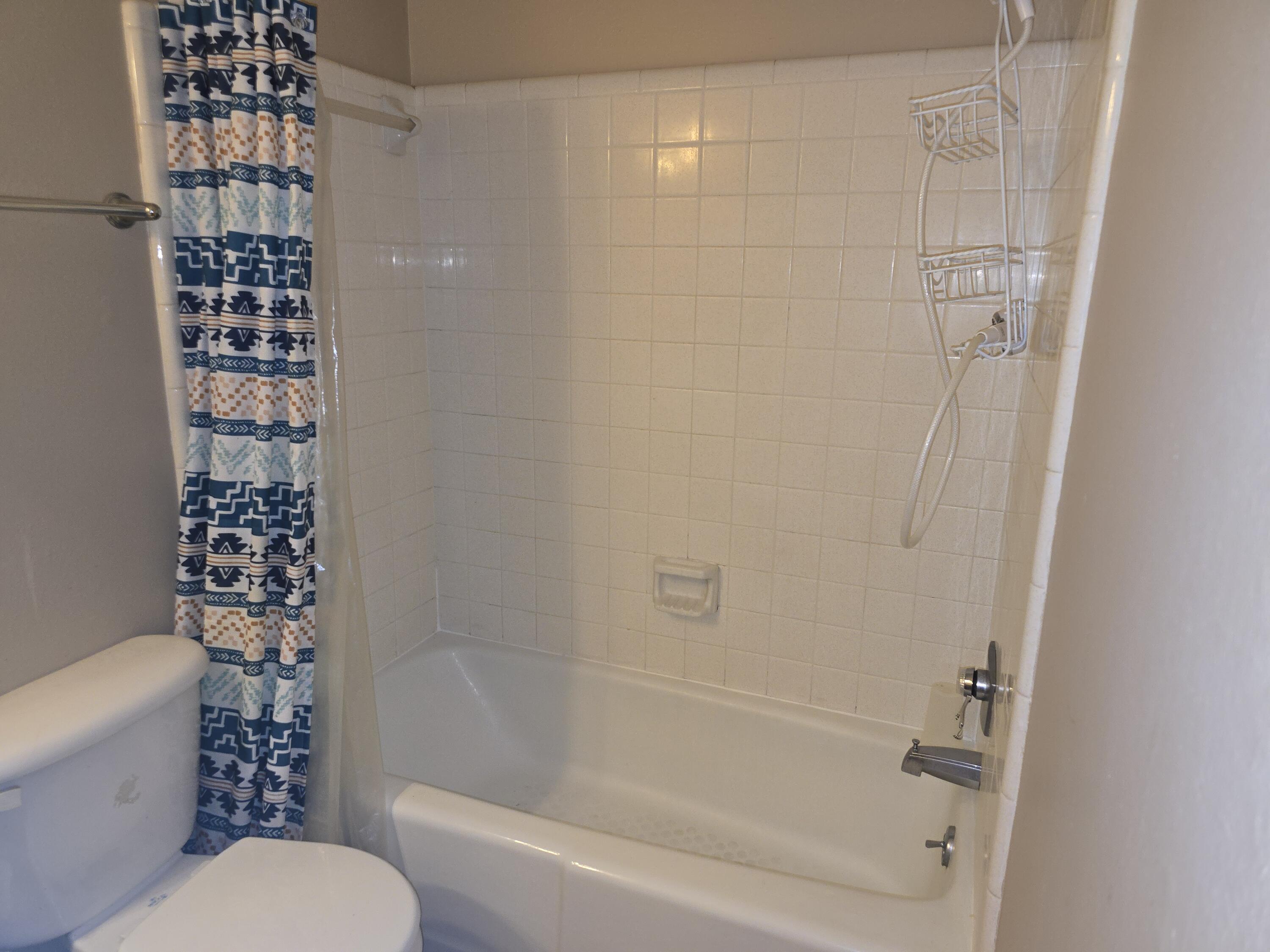 PORT DIXIE - Residential Lease