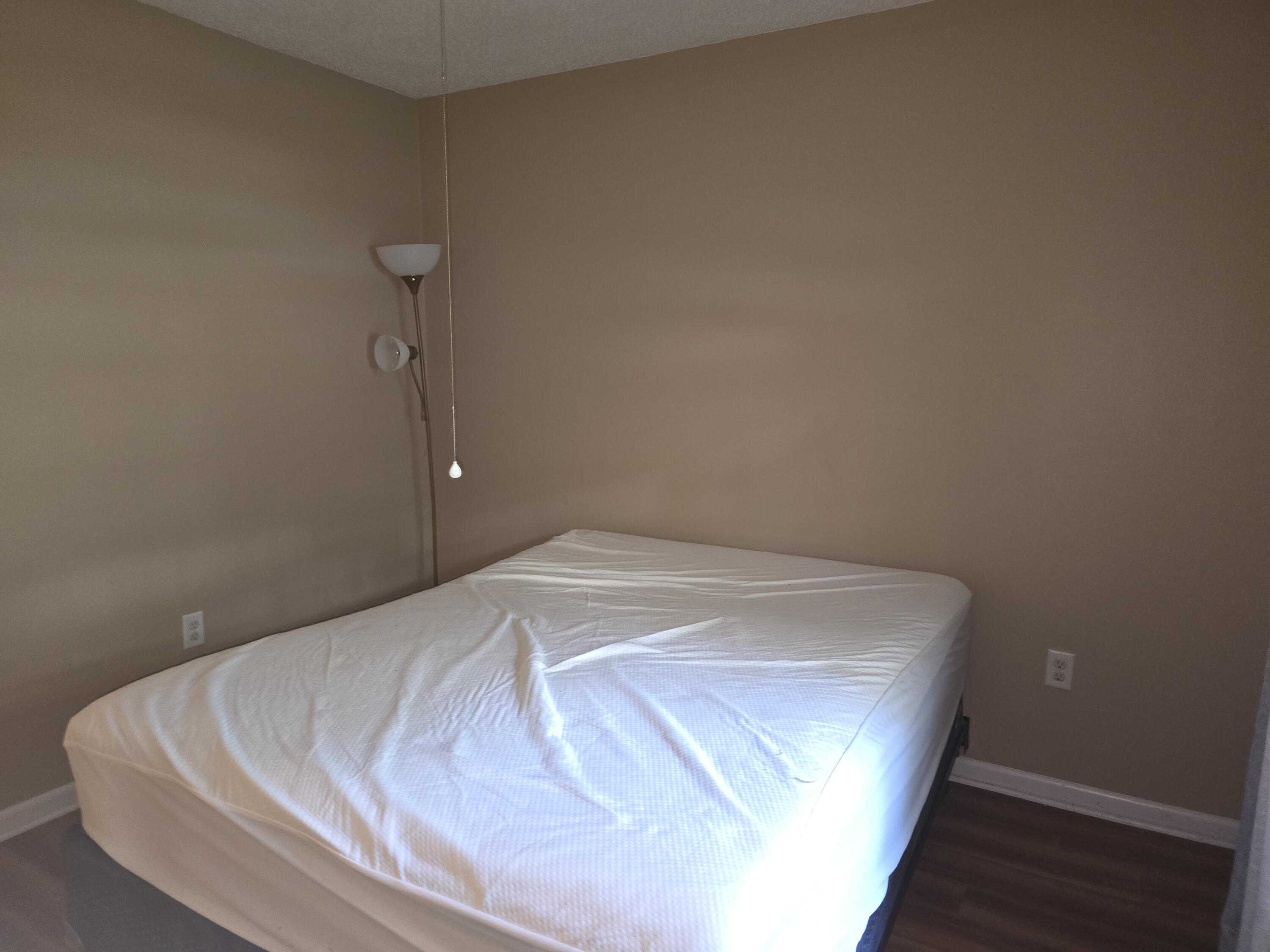 PORT DIXIE - Residential Lease
