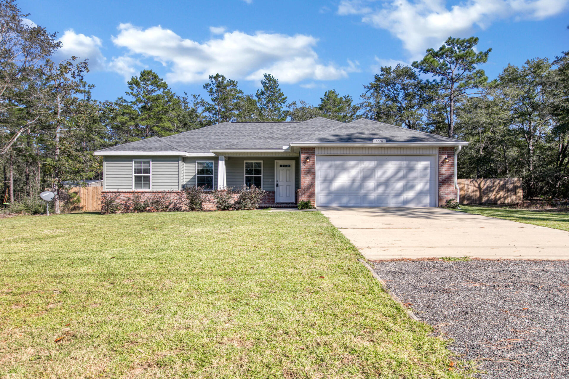 SPRING HILL ESTATES - Residential