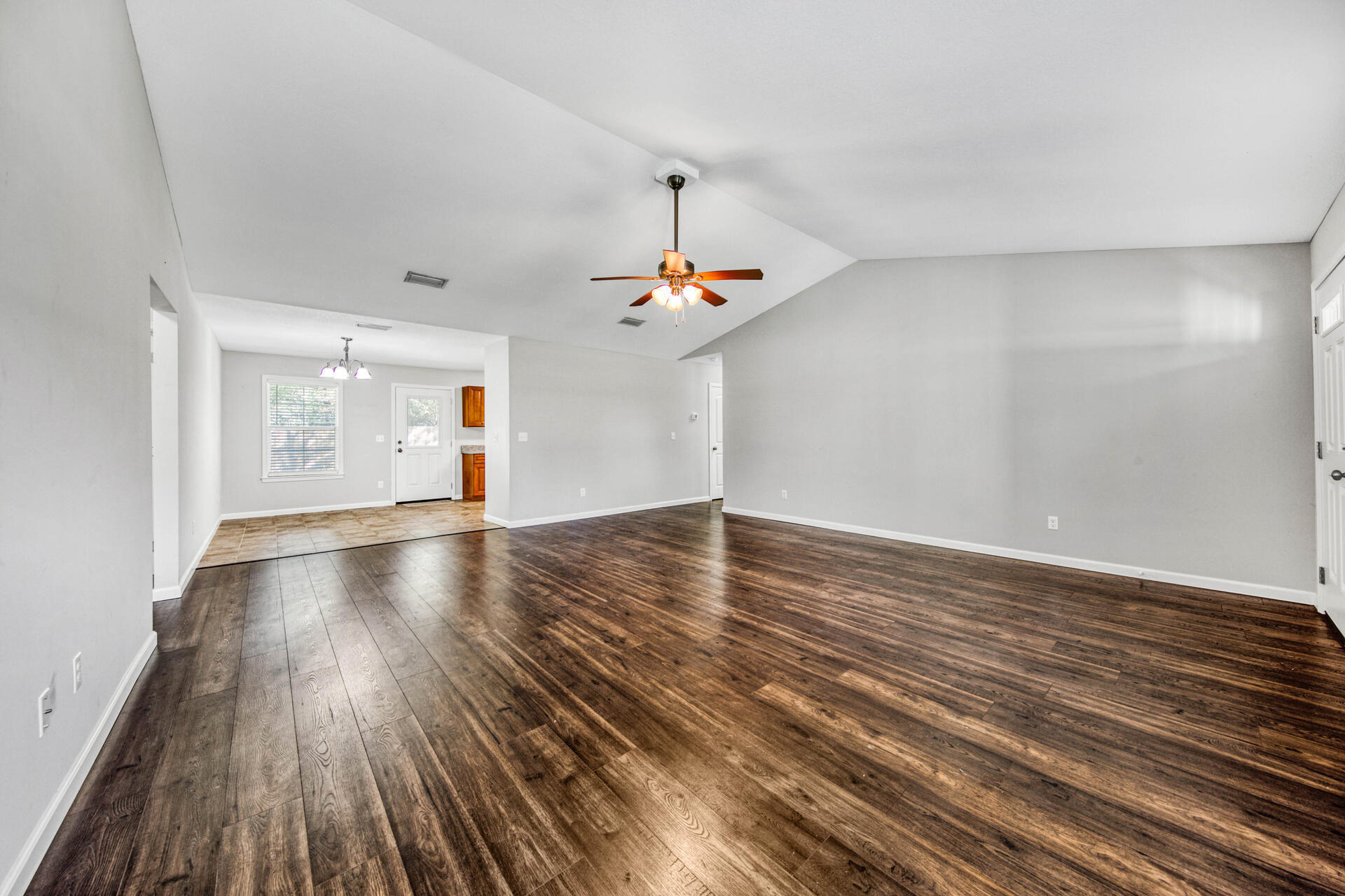 SPRING HILL ESTATES - Residential