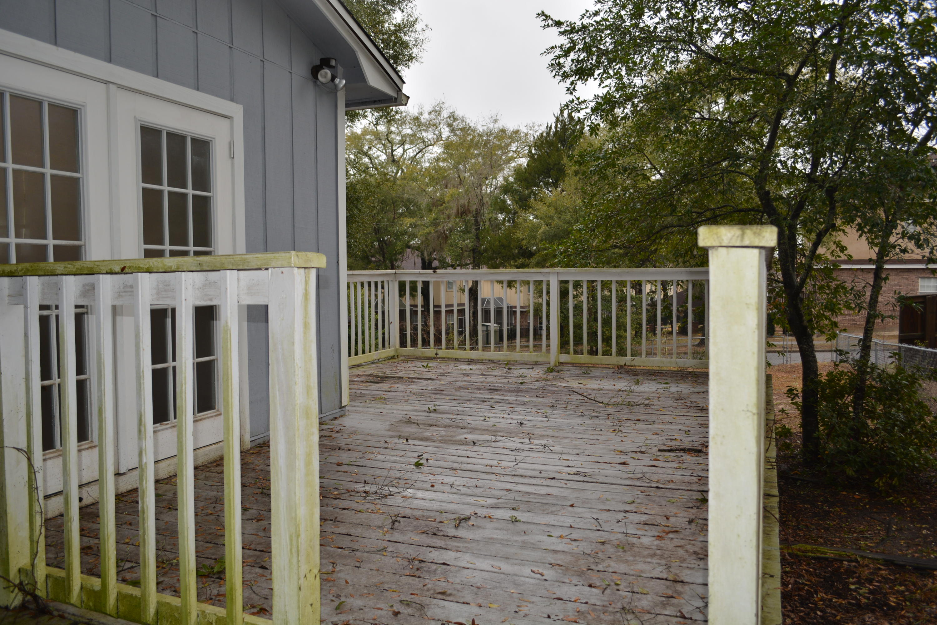 FLORIDA HEIGHTS - Residential