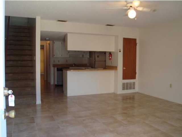 SCOTTWOOD - Residential Lease