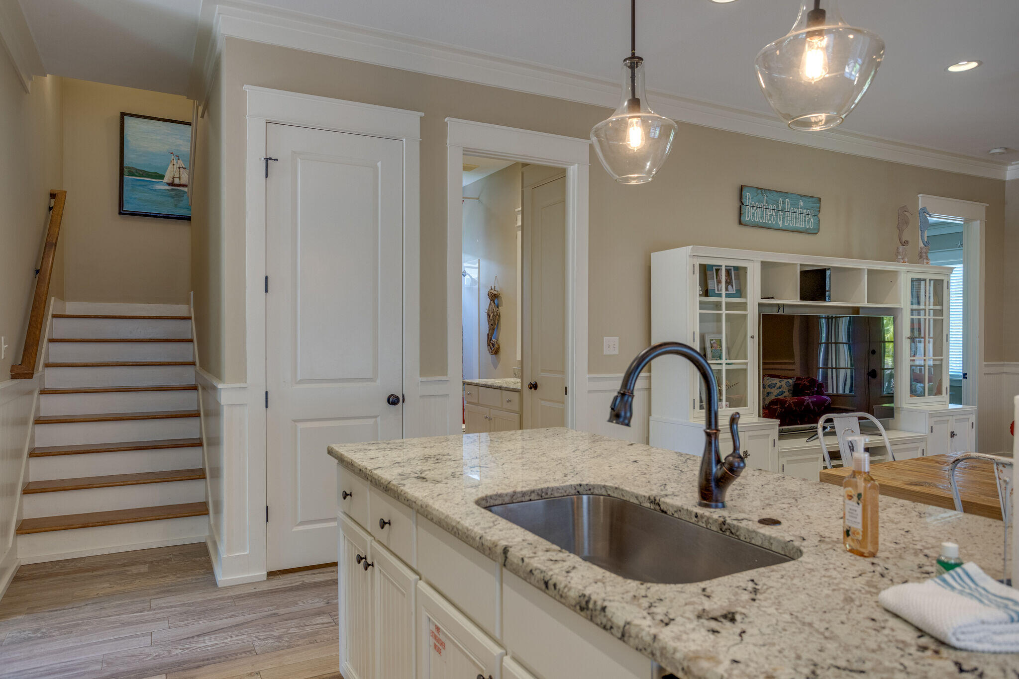 BUNGALOS AT SANDESTIN - Residential