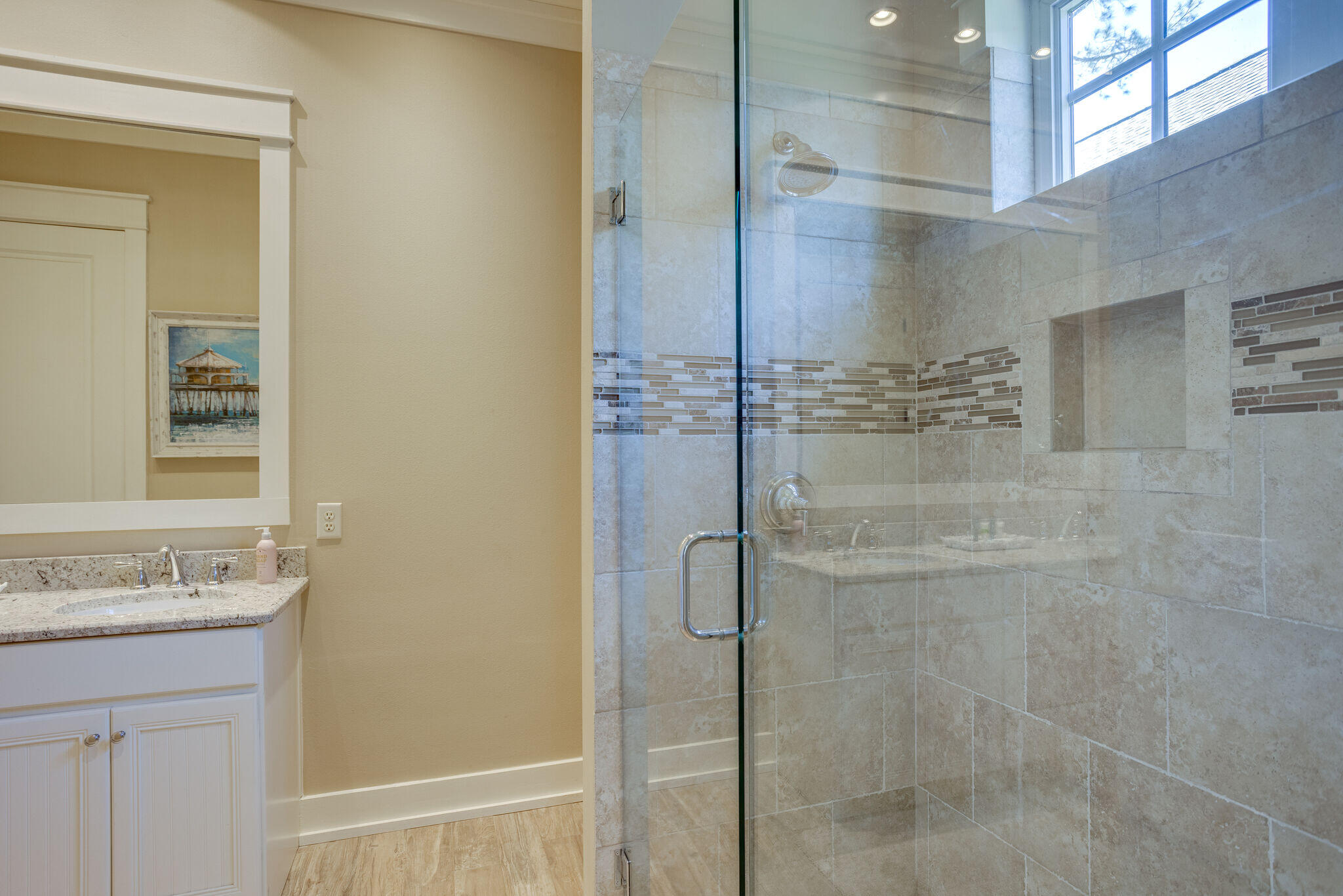 BUNGALOS AT SANDESTIN - Residential