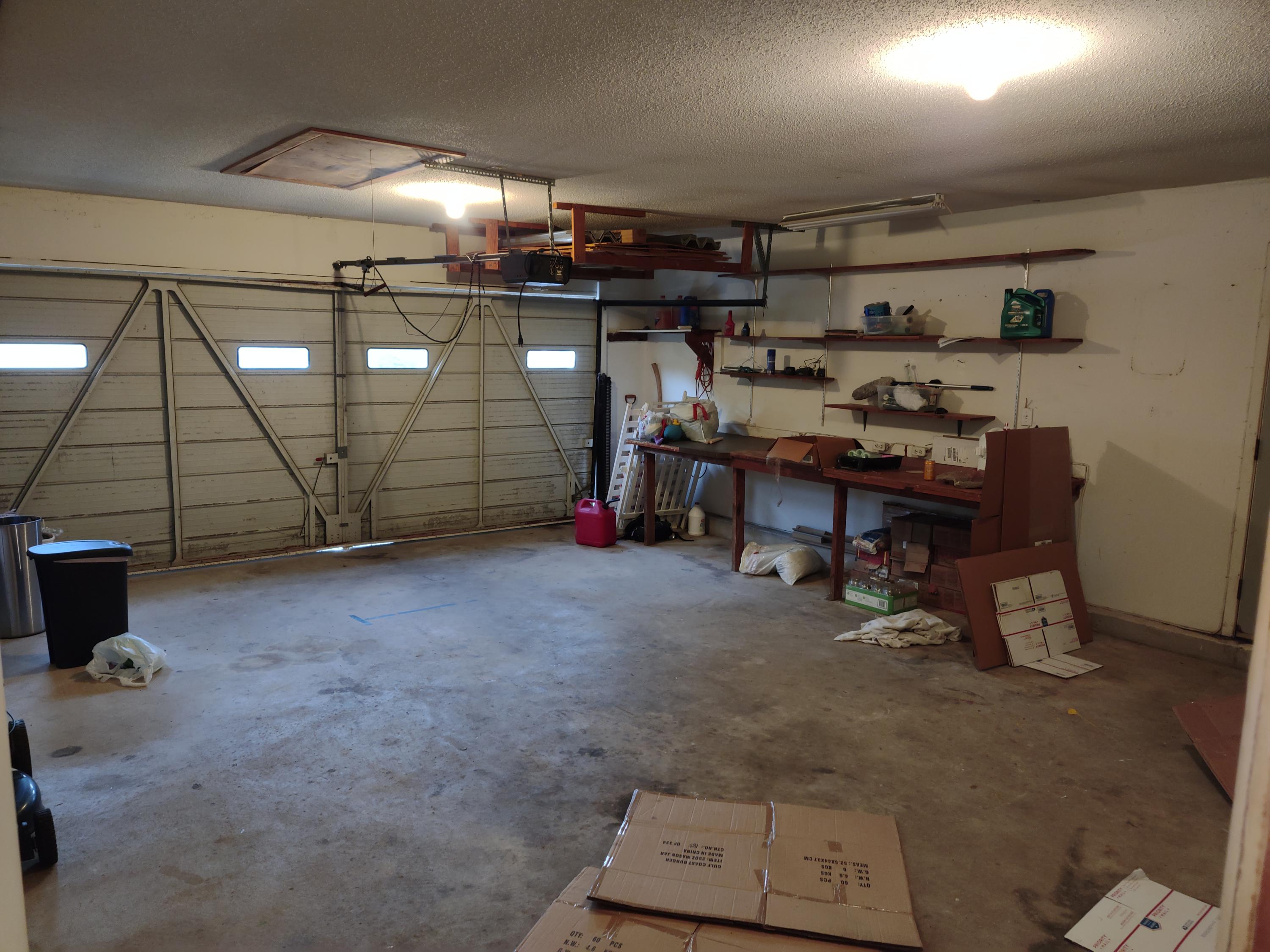 SHERWOOD FOREST - Residential