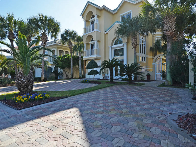 MIRAMAR BEACH - Residential